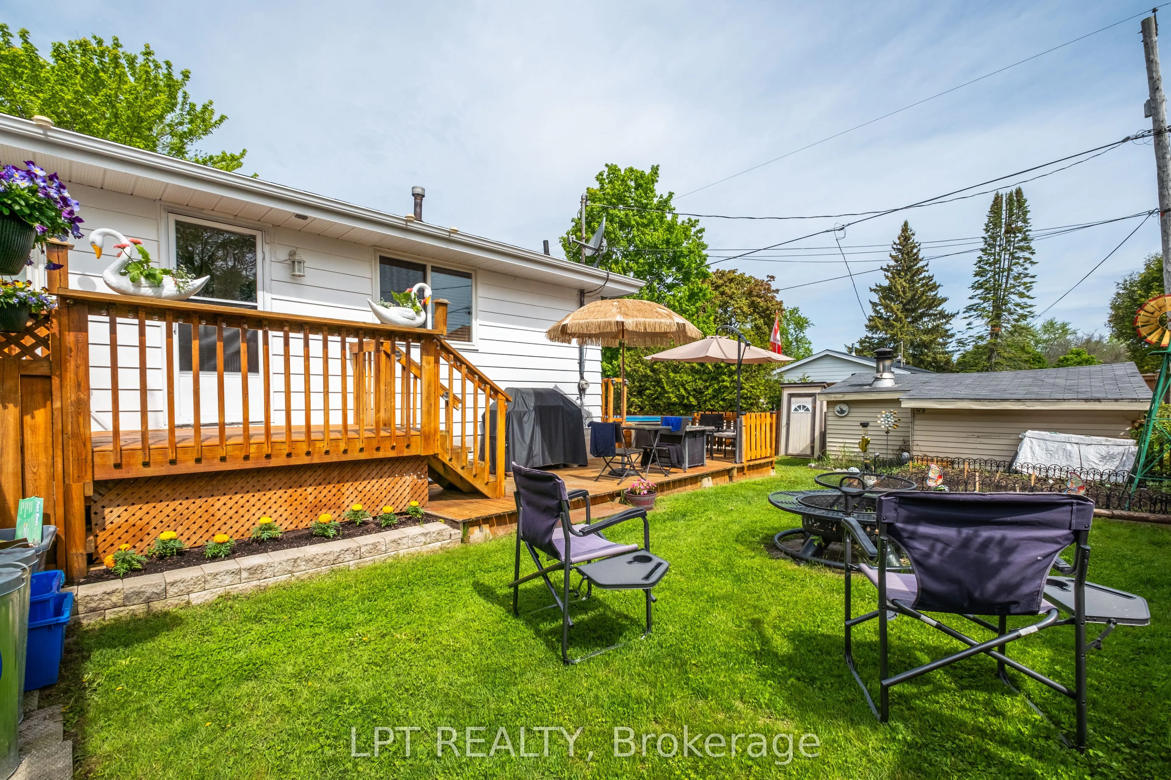 3 Deerfield Street