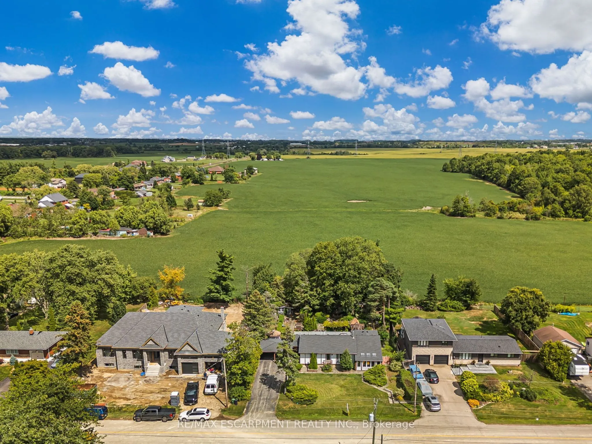 614 Golf Club Road
