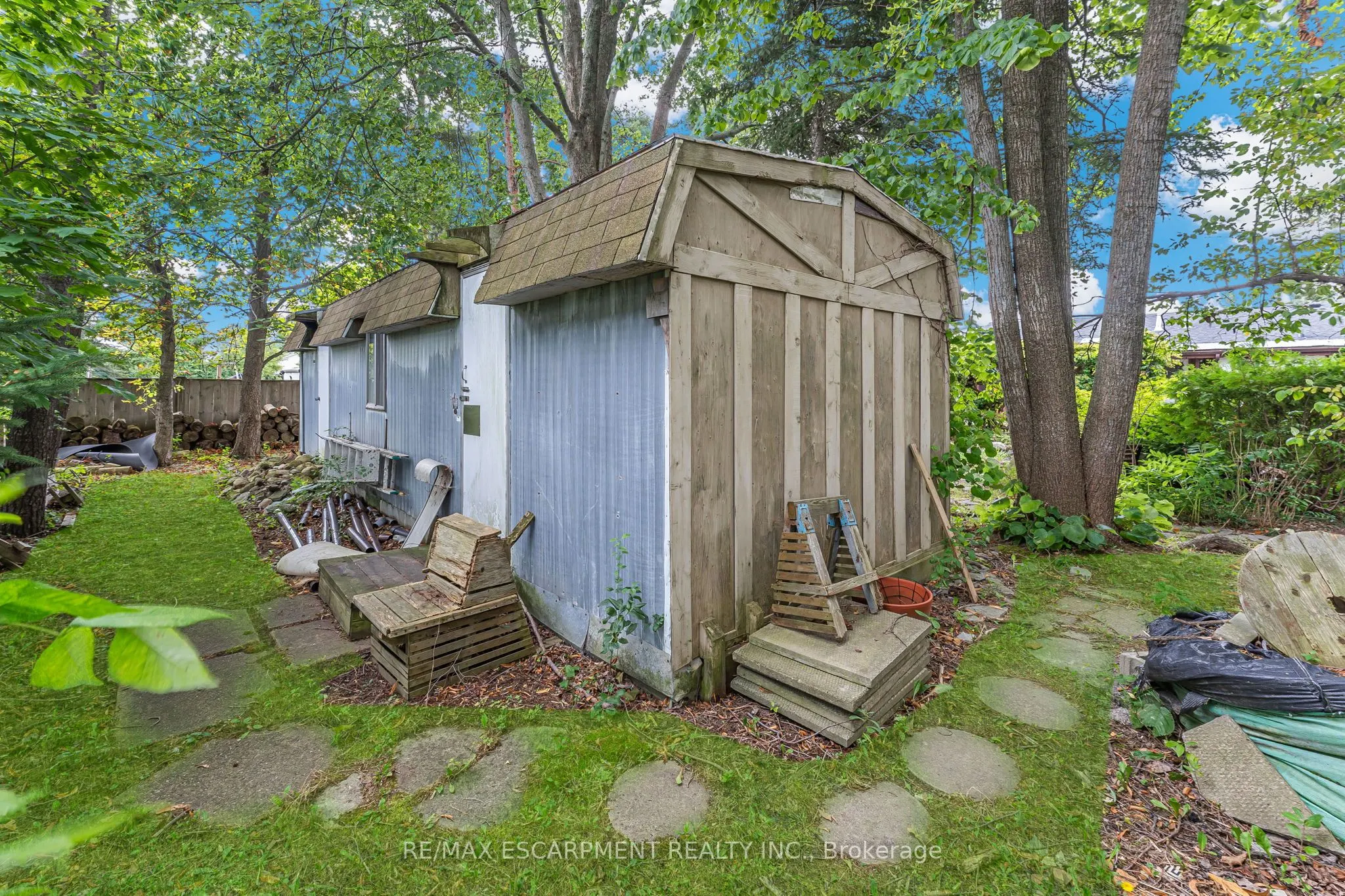 614 Golf Club Road