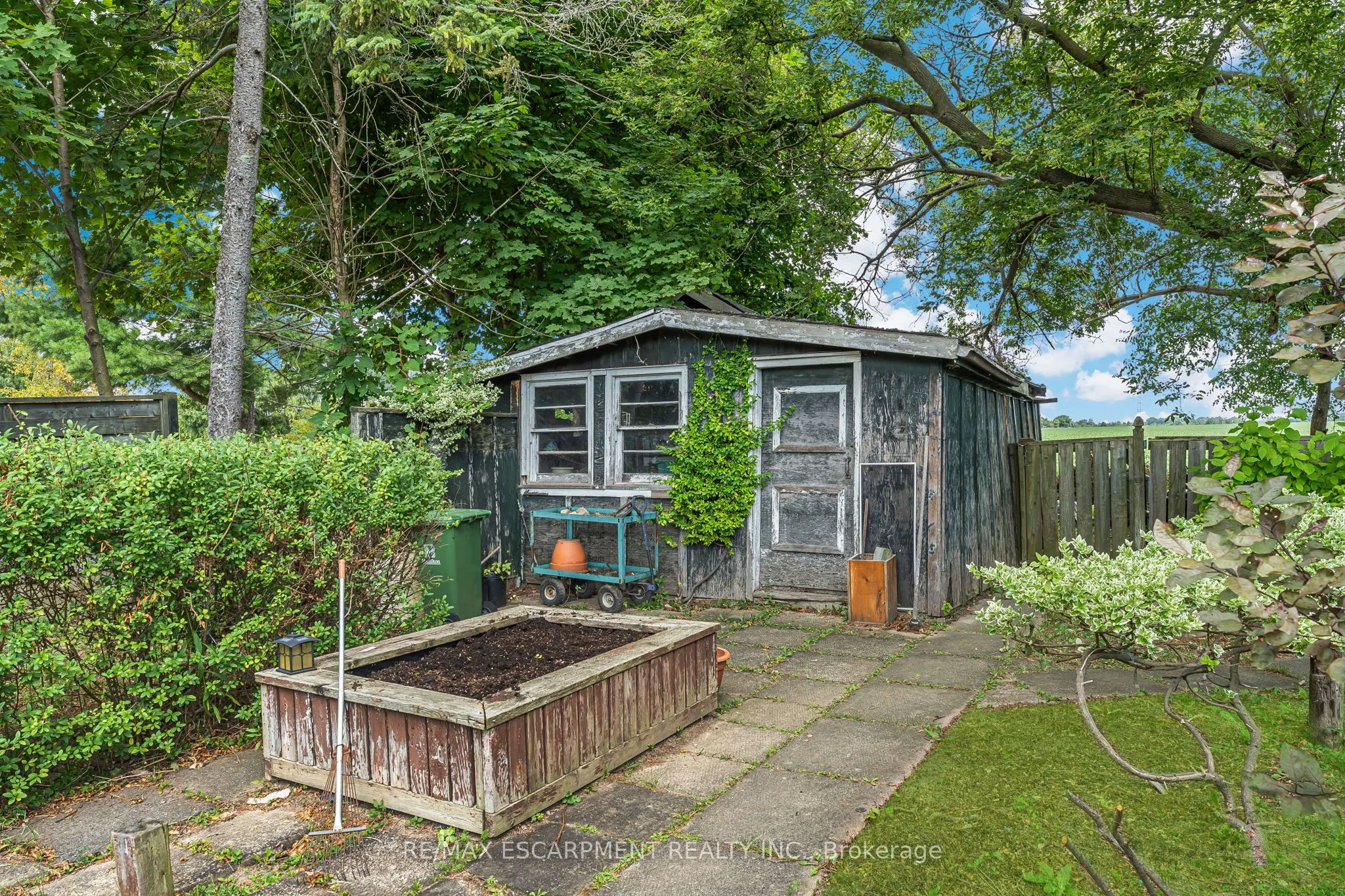 614 Golf Club Road