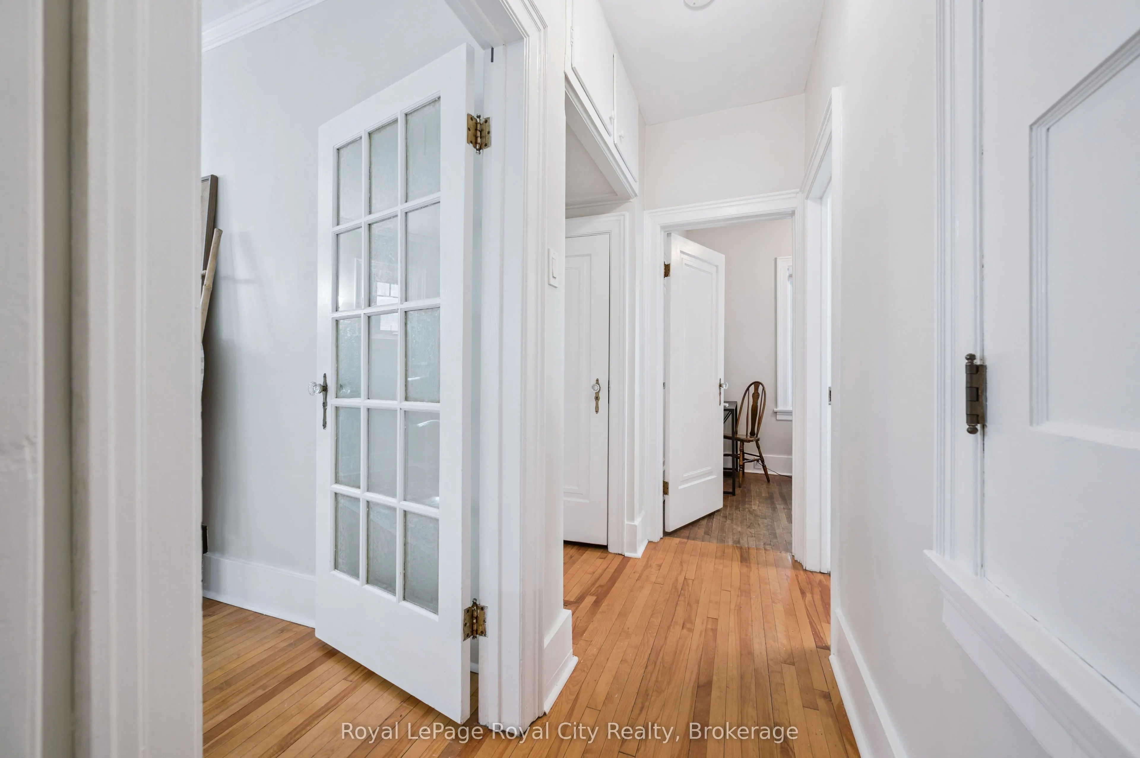 21 James Street W