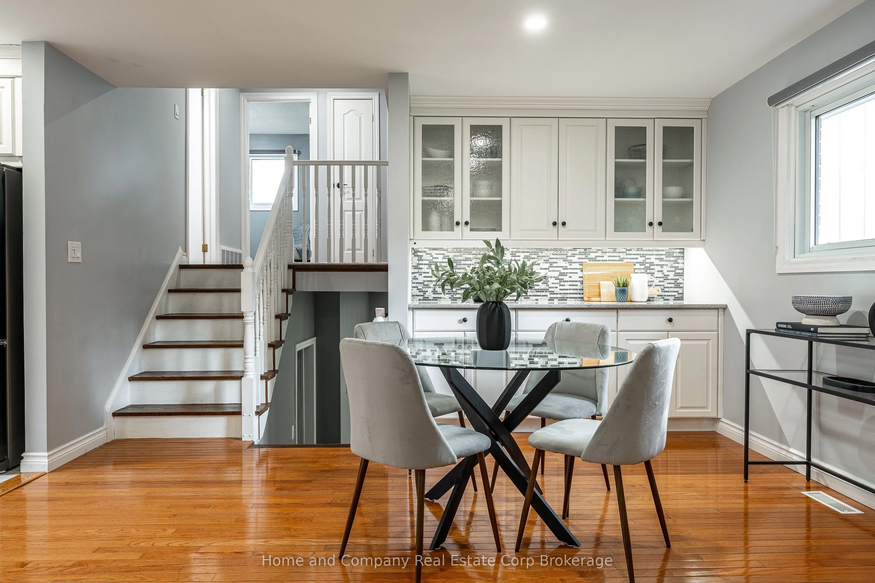 8 Murray Hill Road