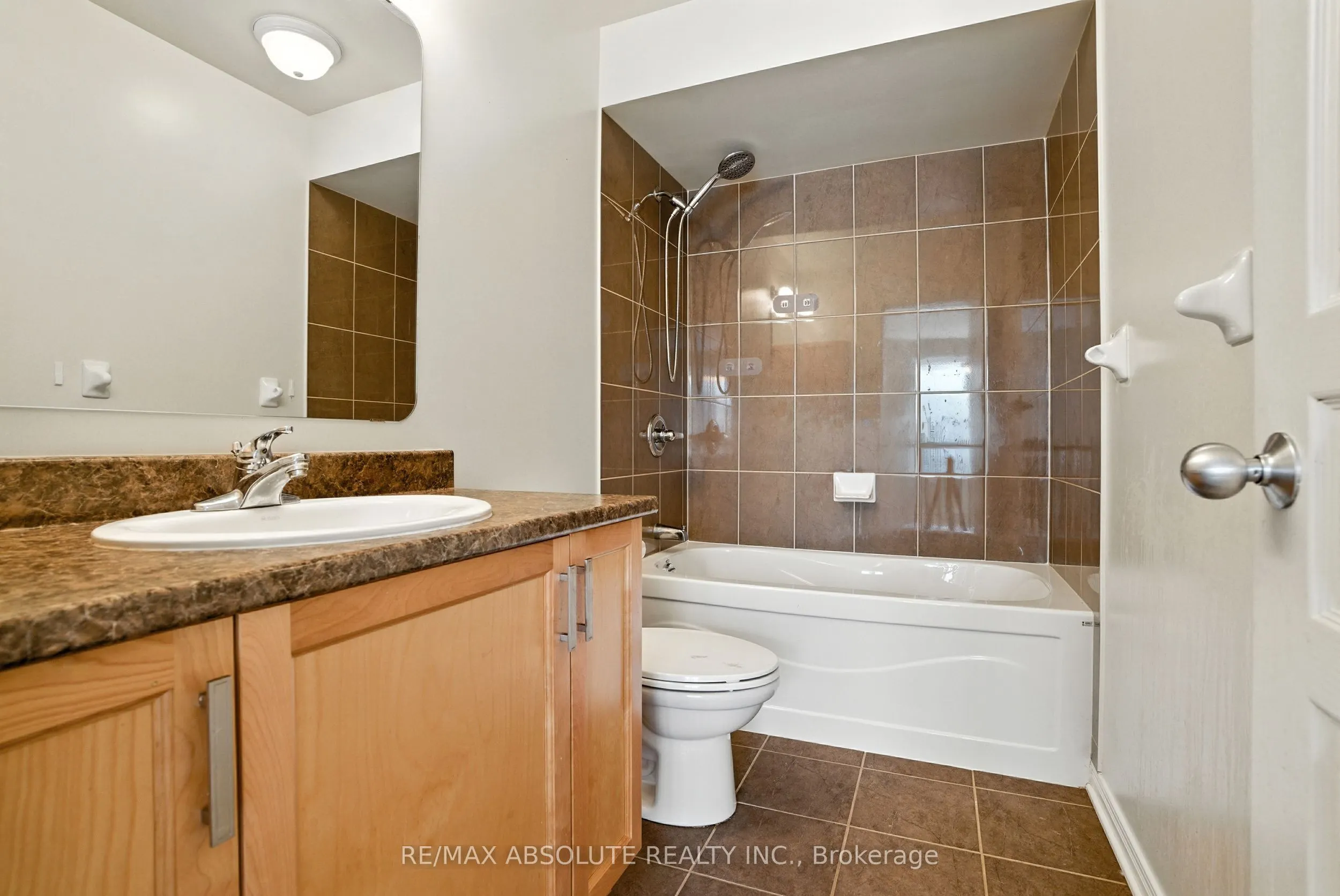 377 Celtic Ridge Crescent