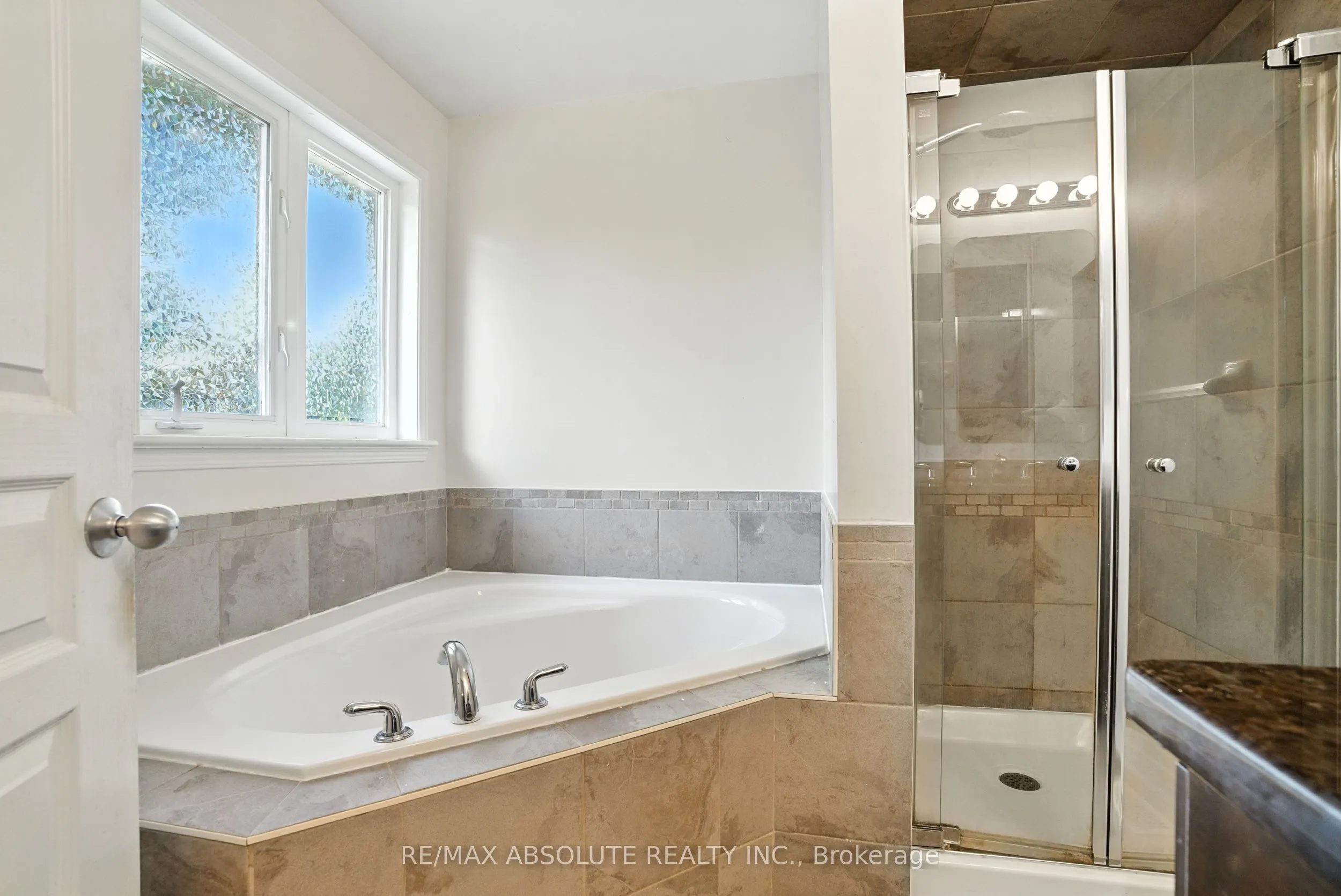 377 Celtic Ridge Crescent