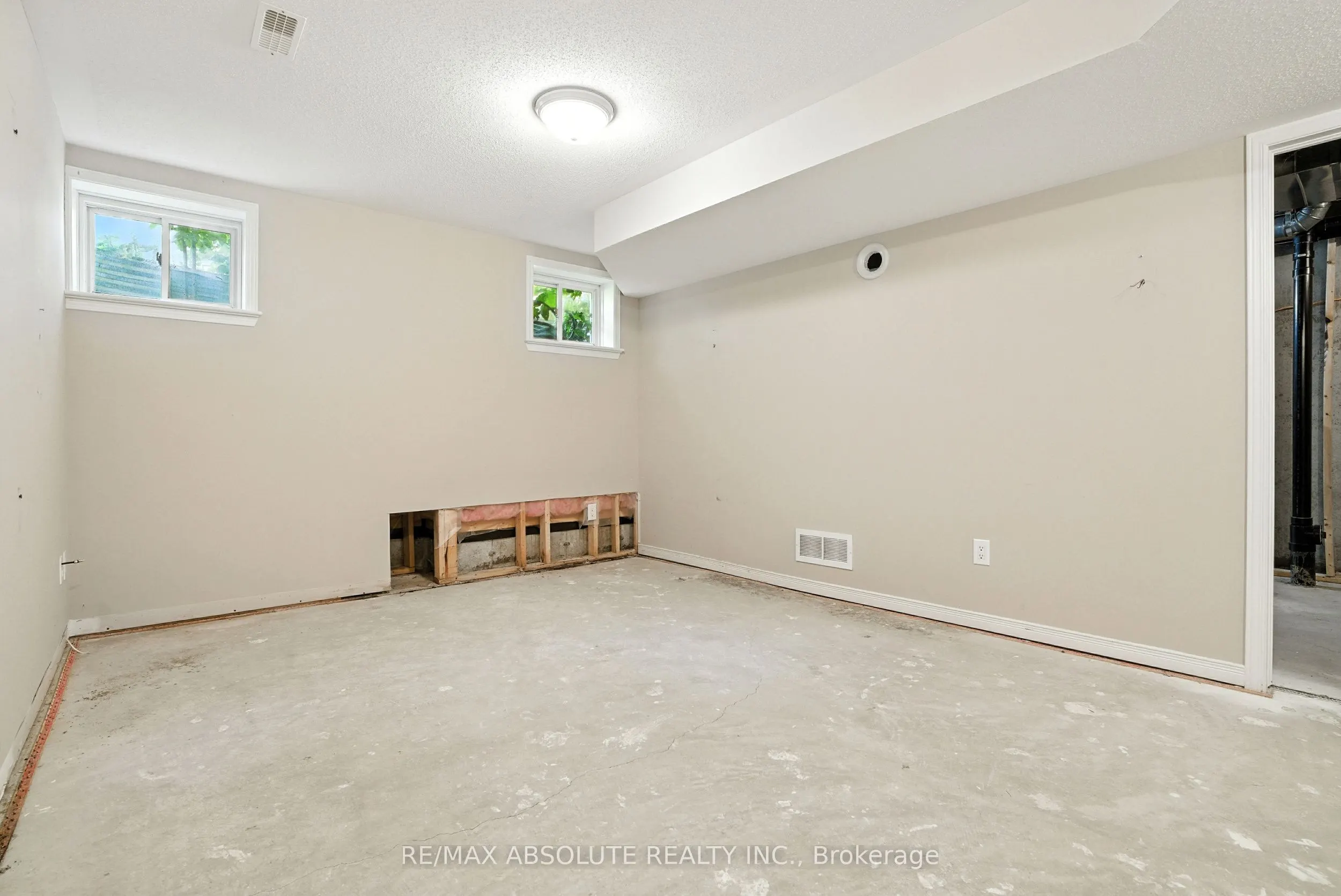 377 Celtic Ridge Crescent