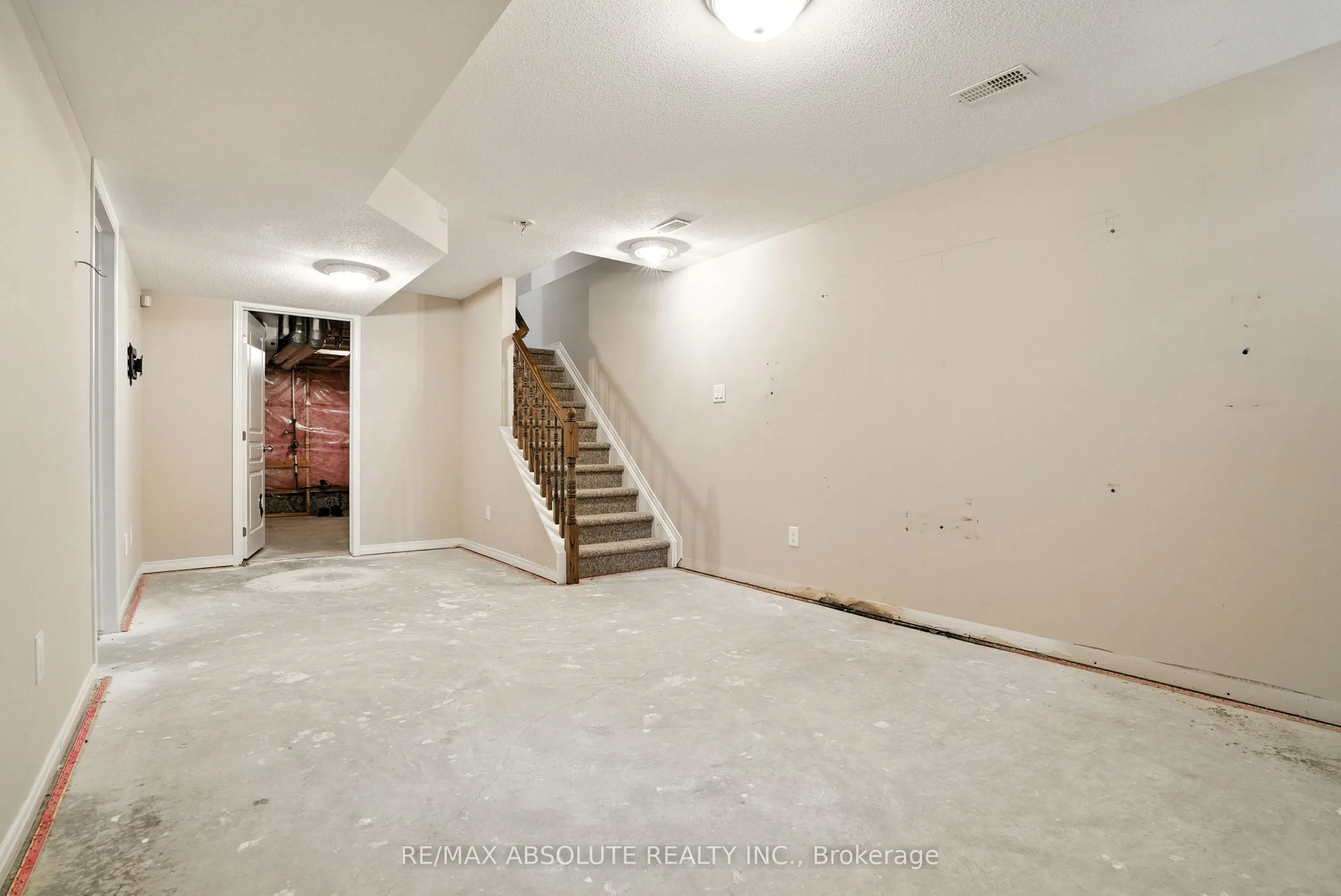 377 Celtic Ridge Crescent