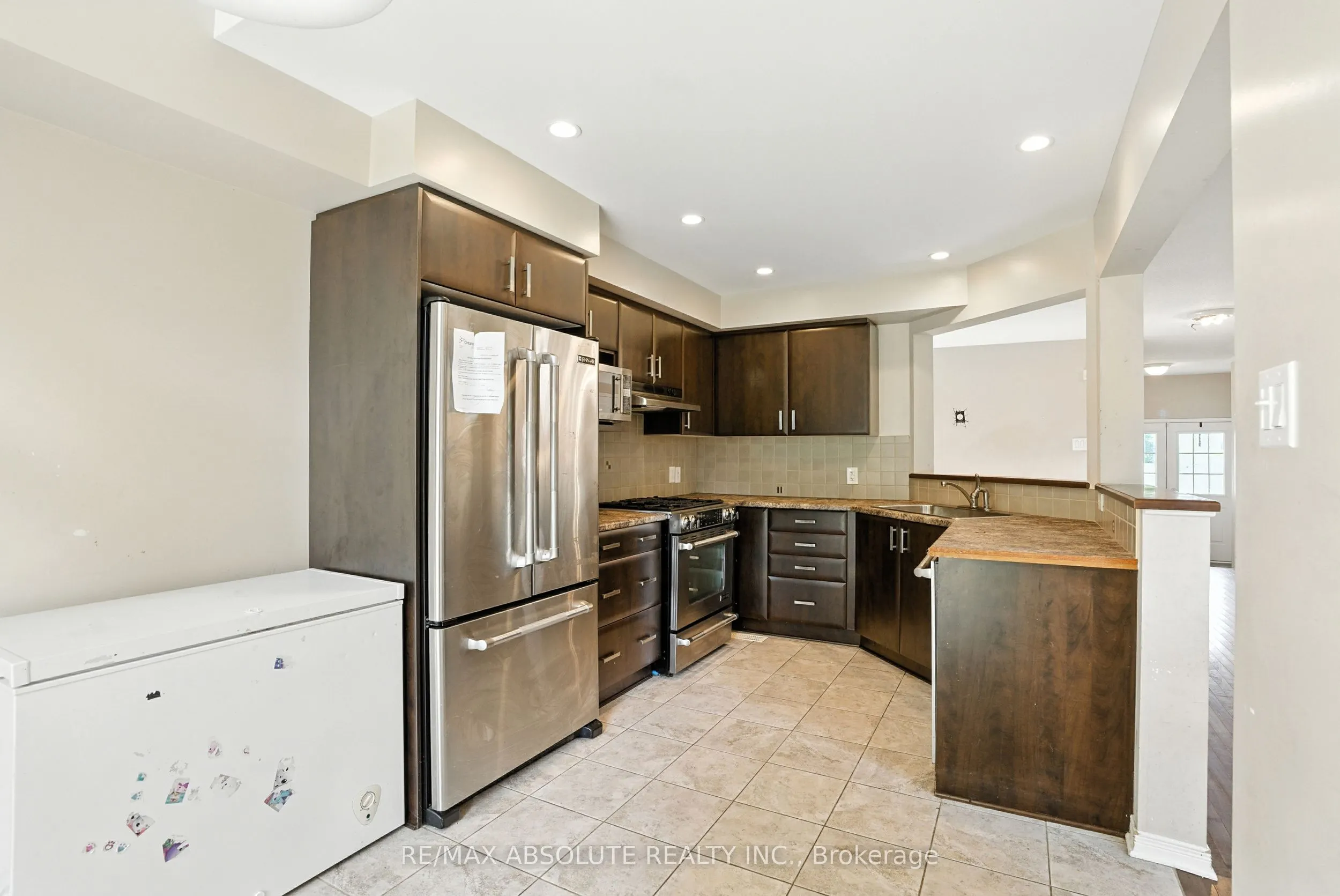 377 Celtic Ridge Crescent