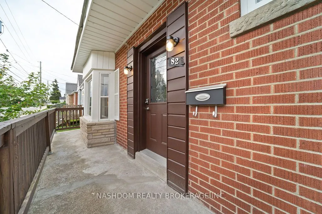 82 Whitney Avenue