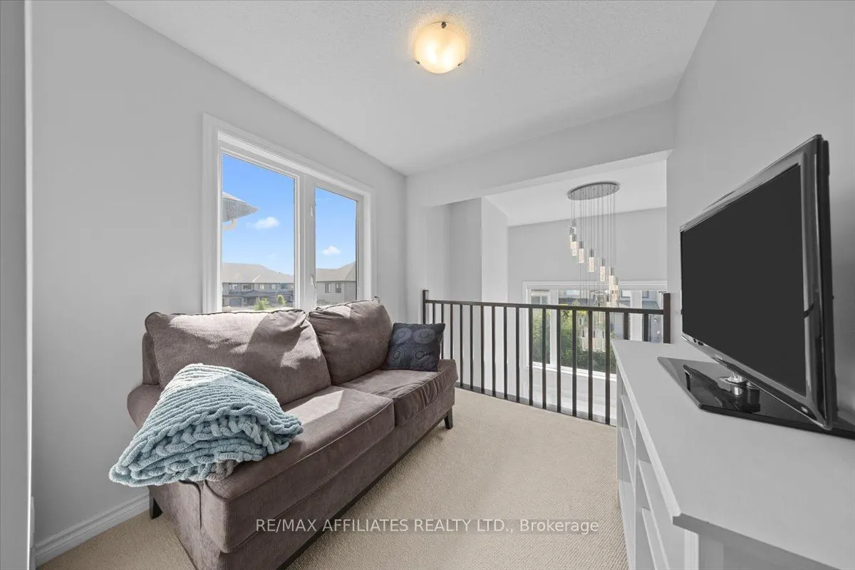 511 Earnscliffe Grove