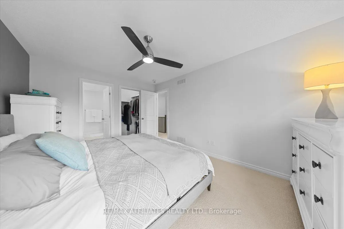 511 Earnscliffe Grove