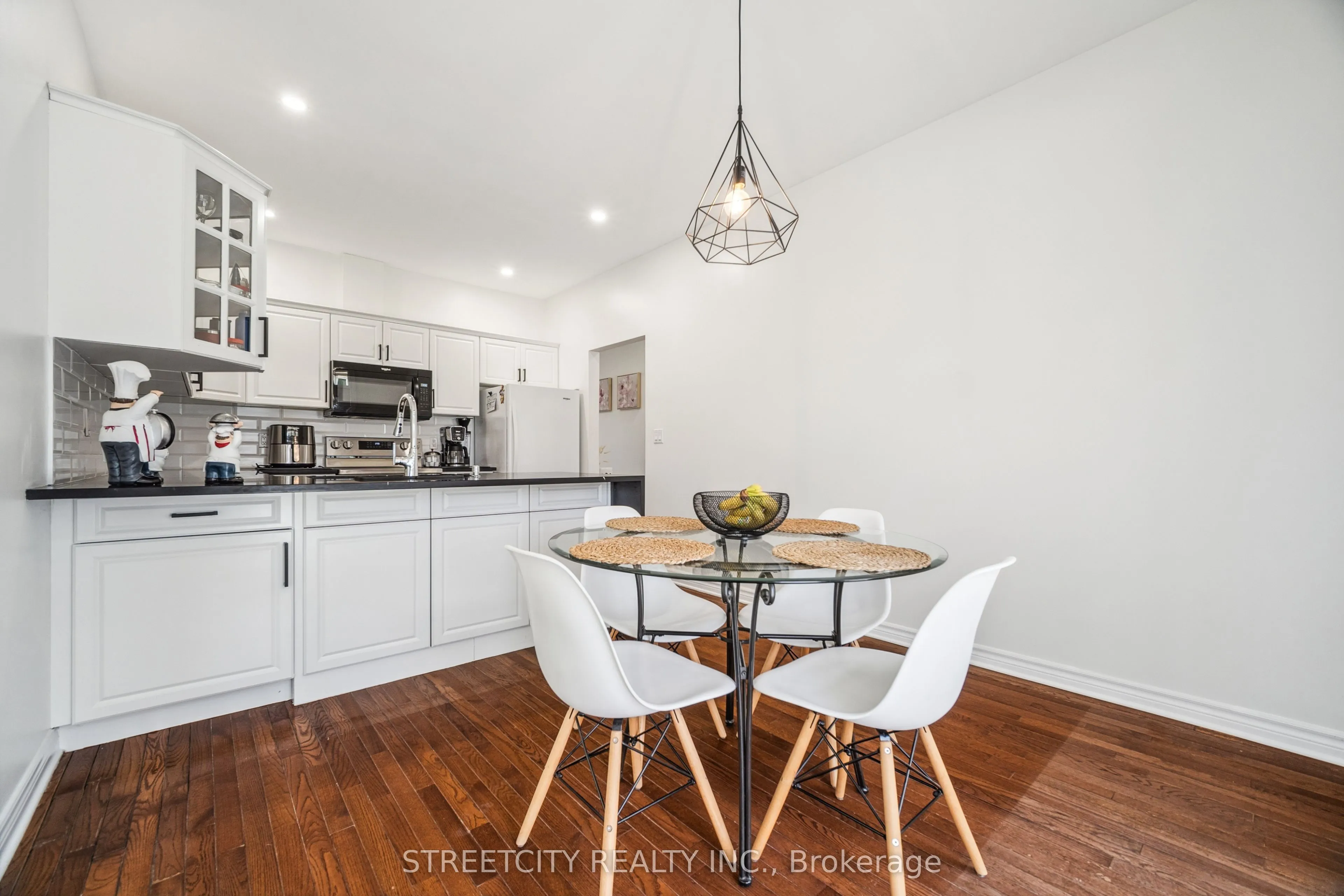 2025 Meadowgate Boulevard S, #211