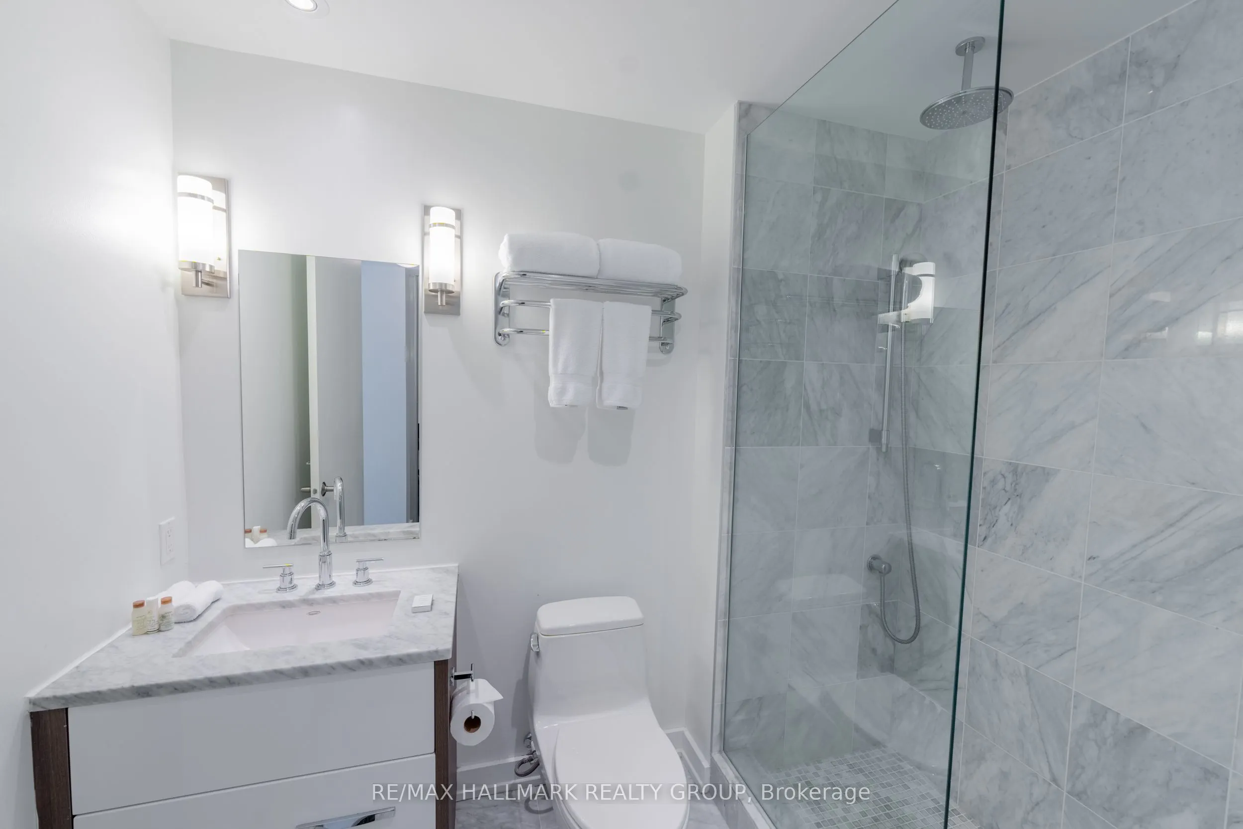 111 Champagne Avenue, #502
