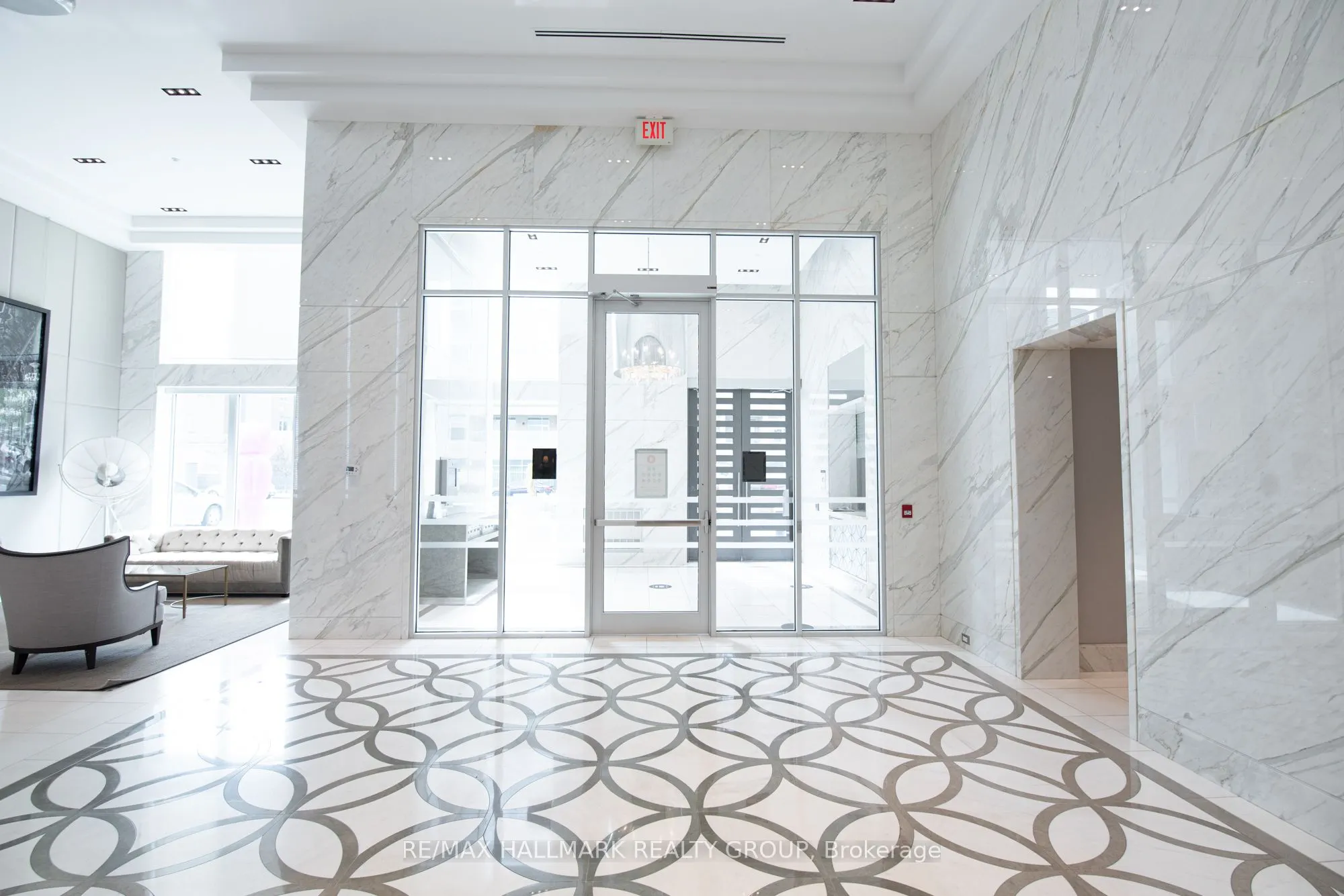 111 Champagne Avenue, #502