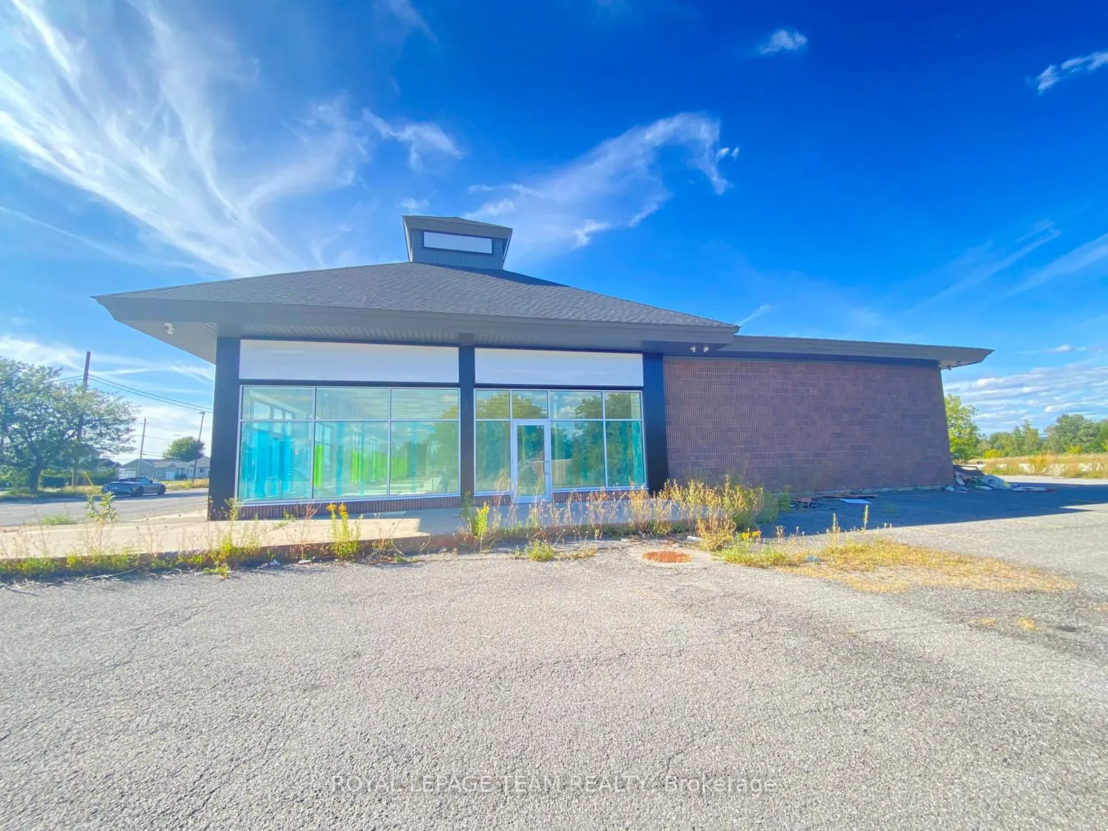 2808 Dunrobin Road, #2