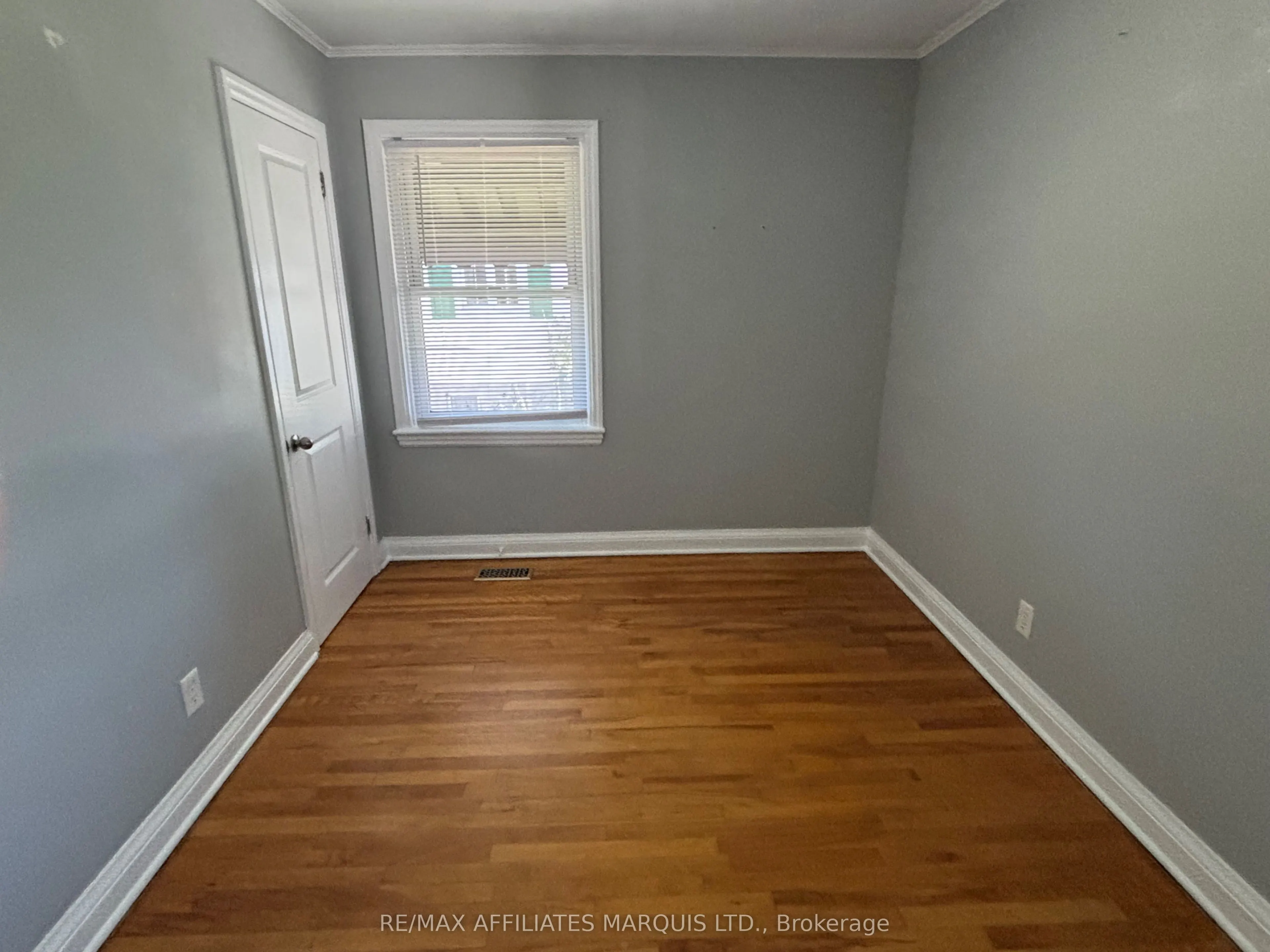 1005 Leonard Avenue
