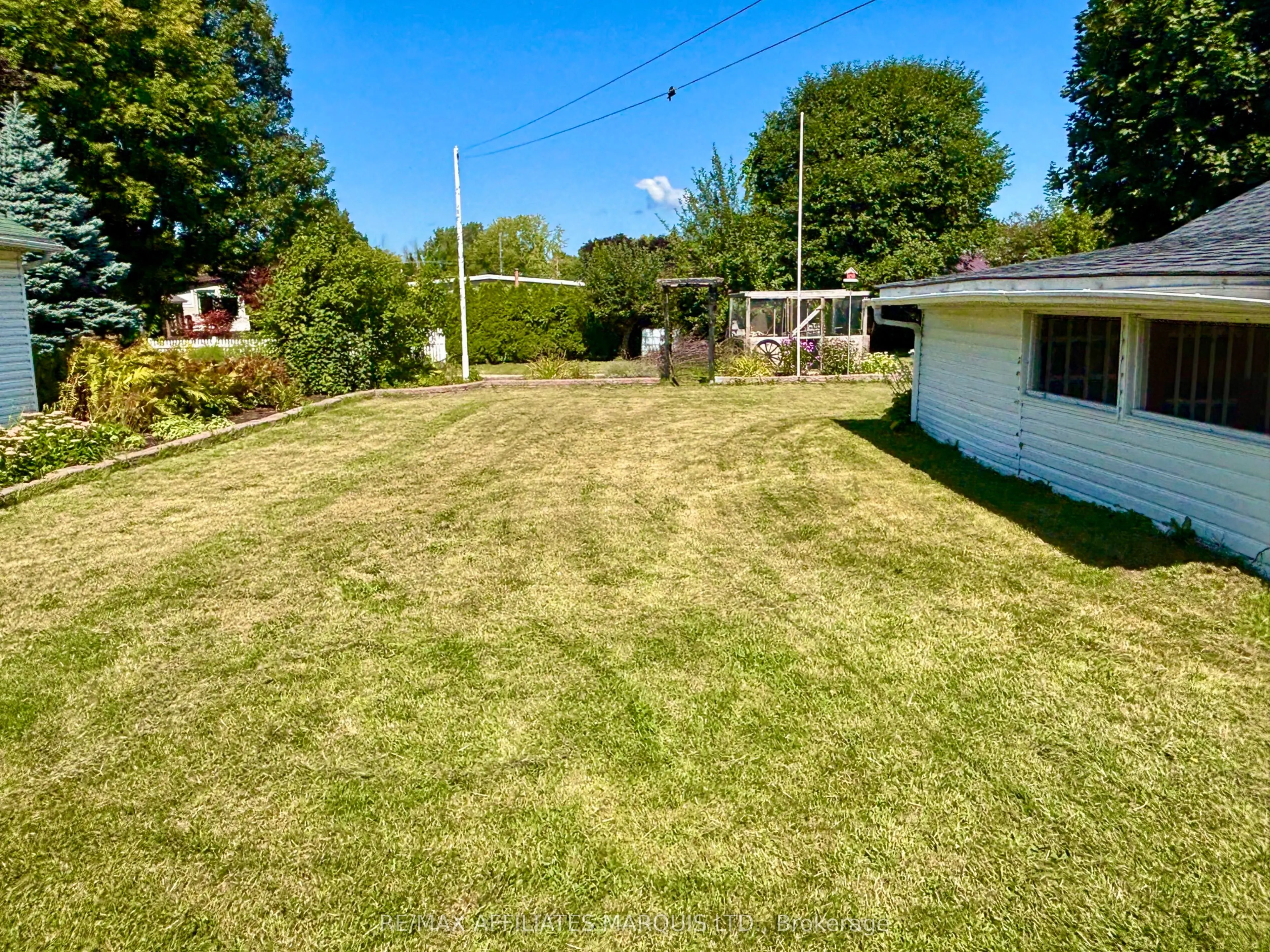 1005 Leonard Avenue