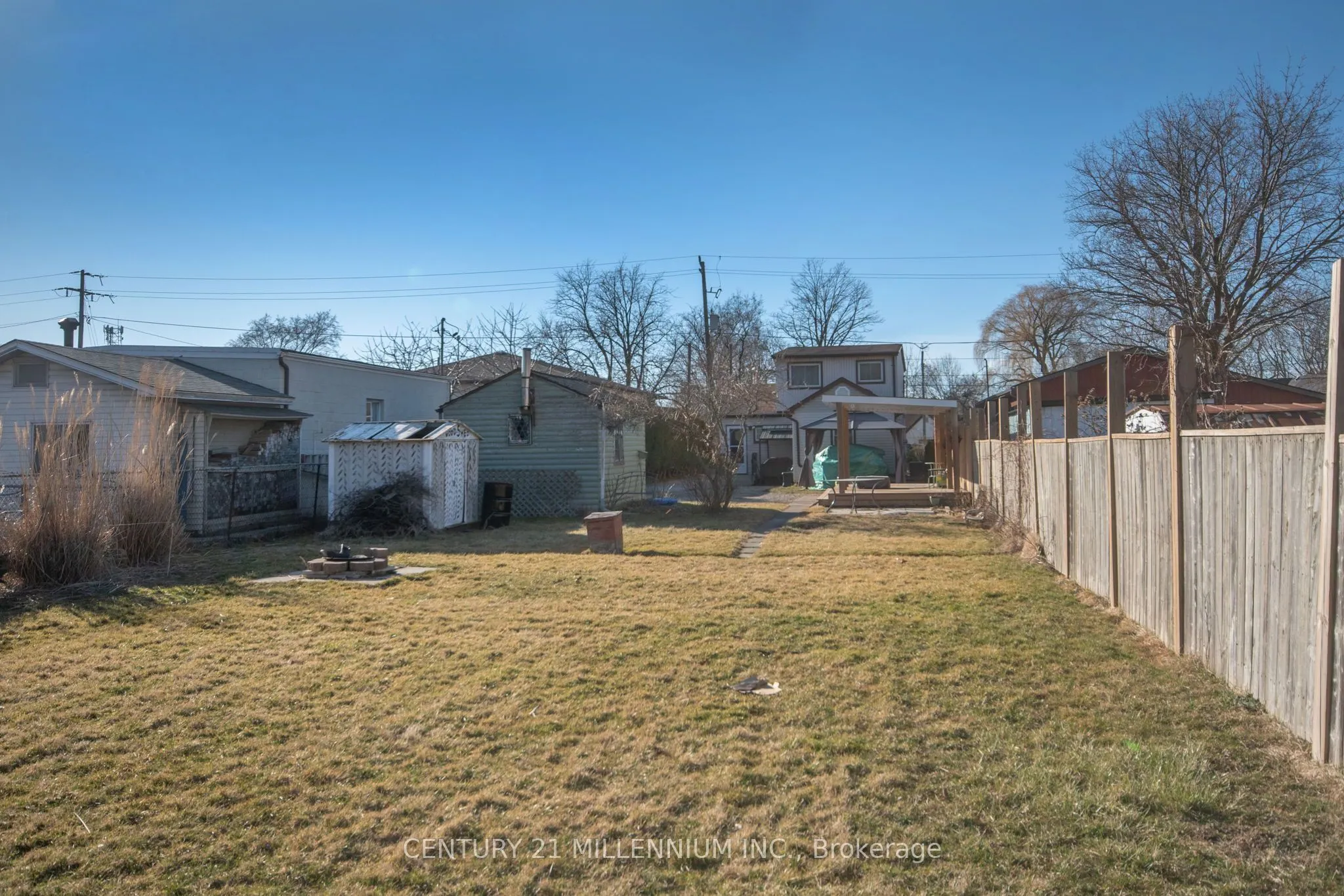 74 Pinelands Avenue