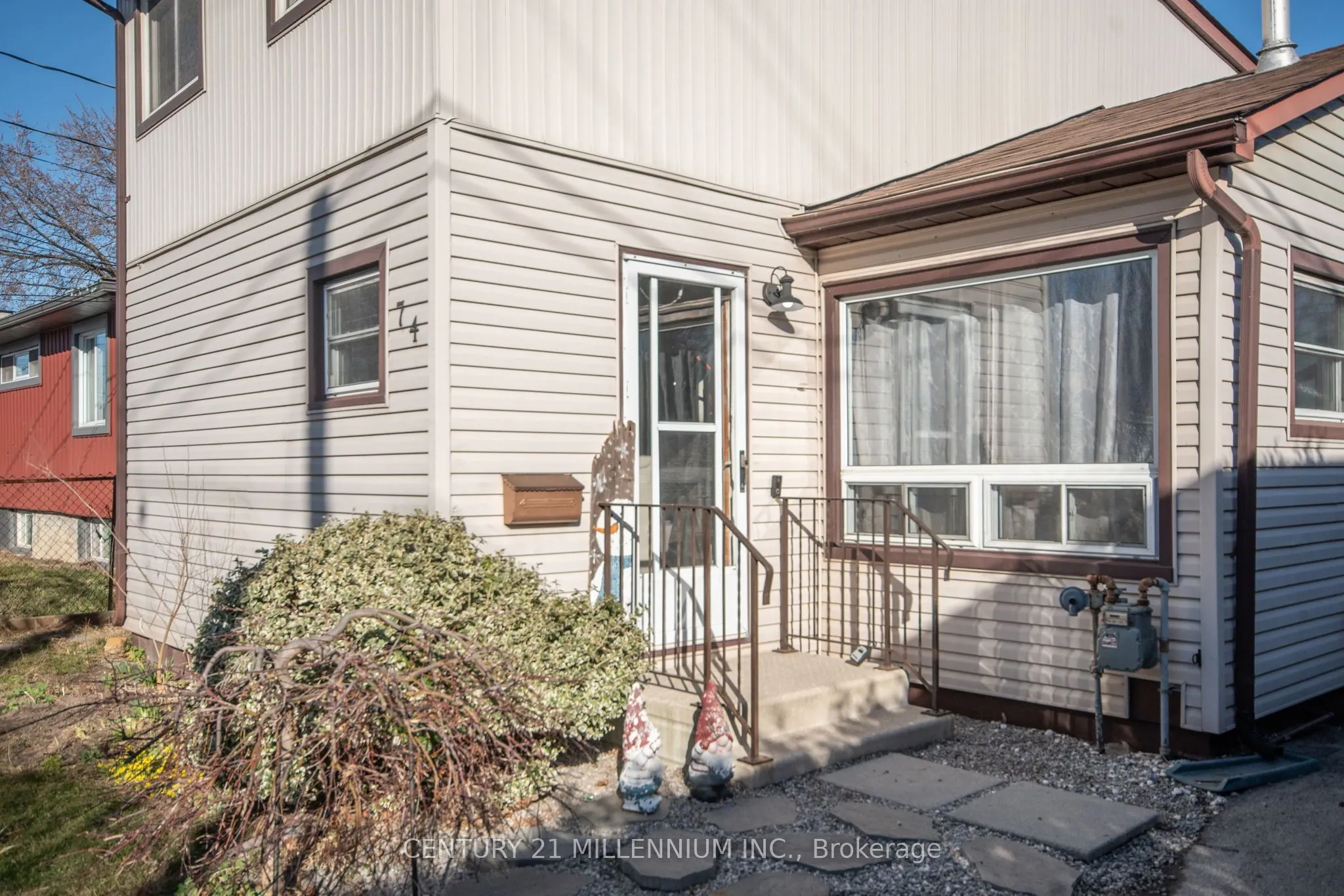 74 Pinelands Avenue