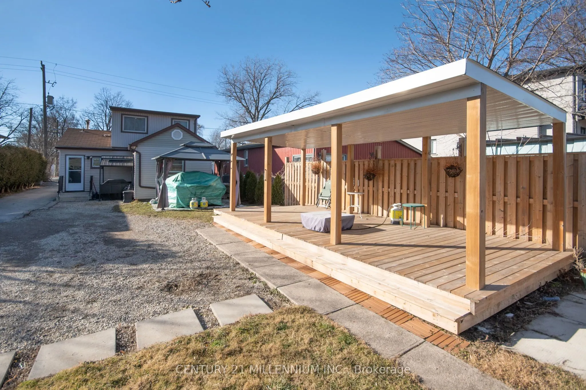 74 Pinelands Avenue