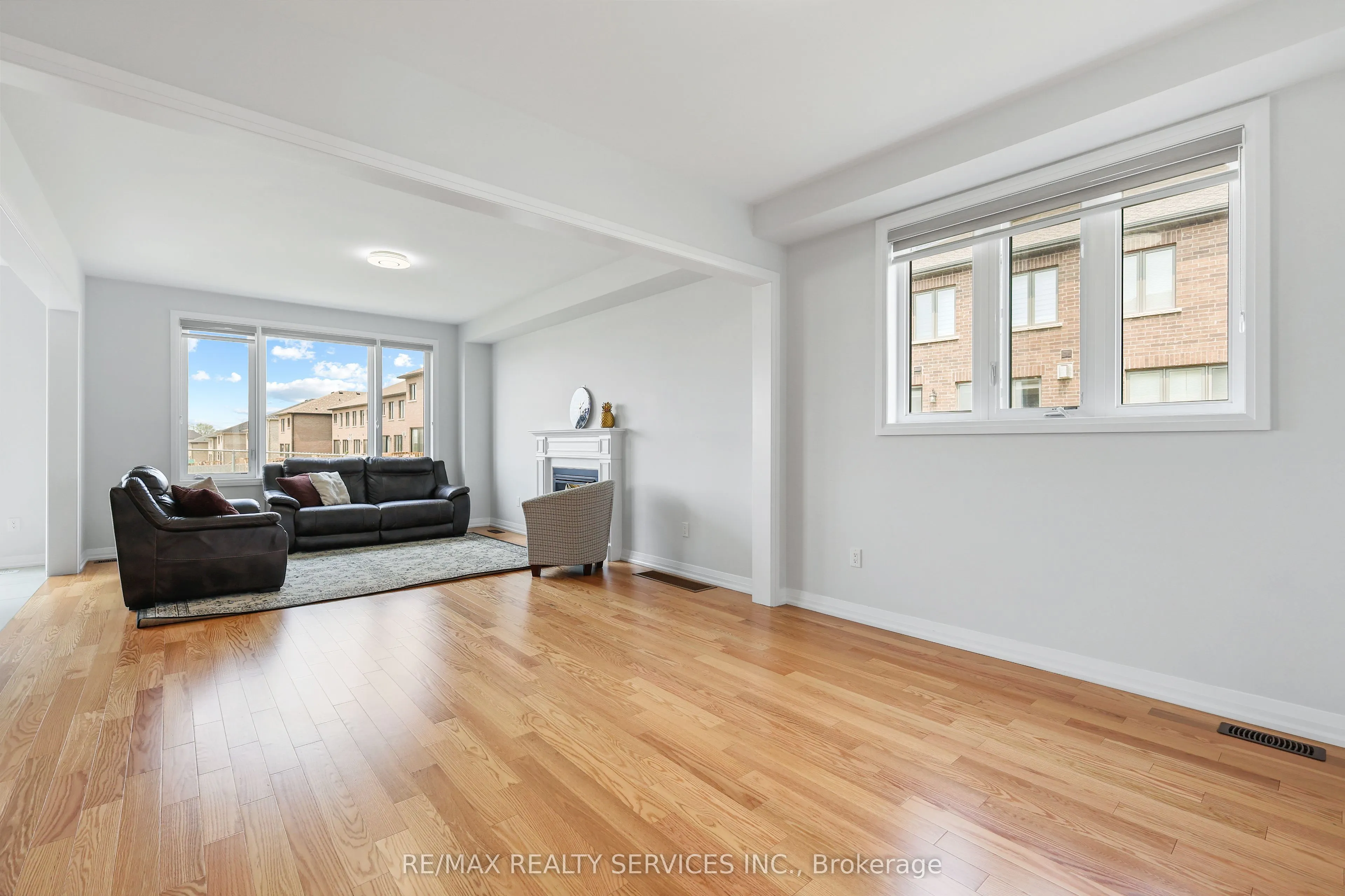 839 Sobeski Avenue