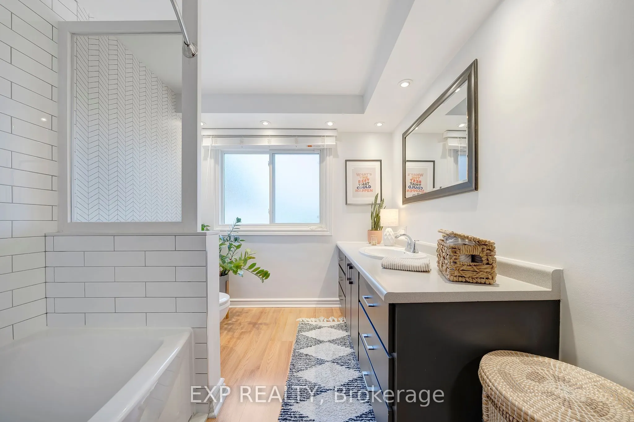 7 Redwood Drive