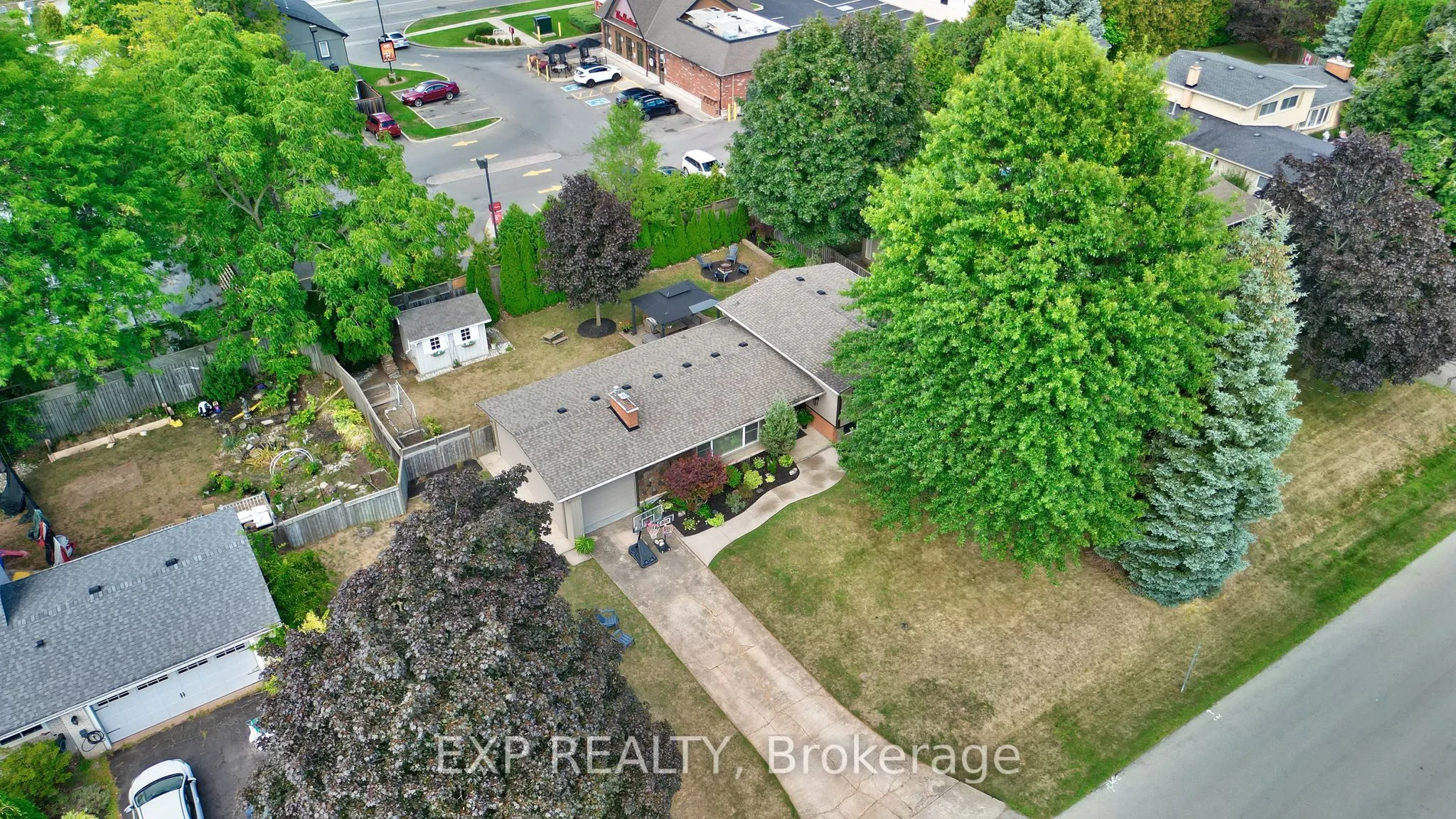 7 Redwood Drive