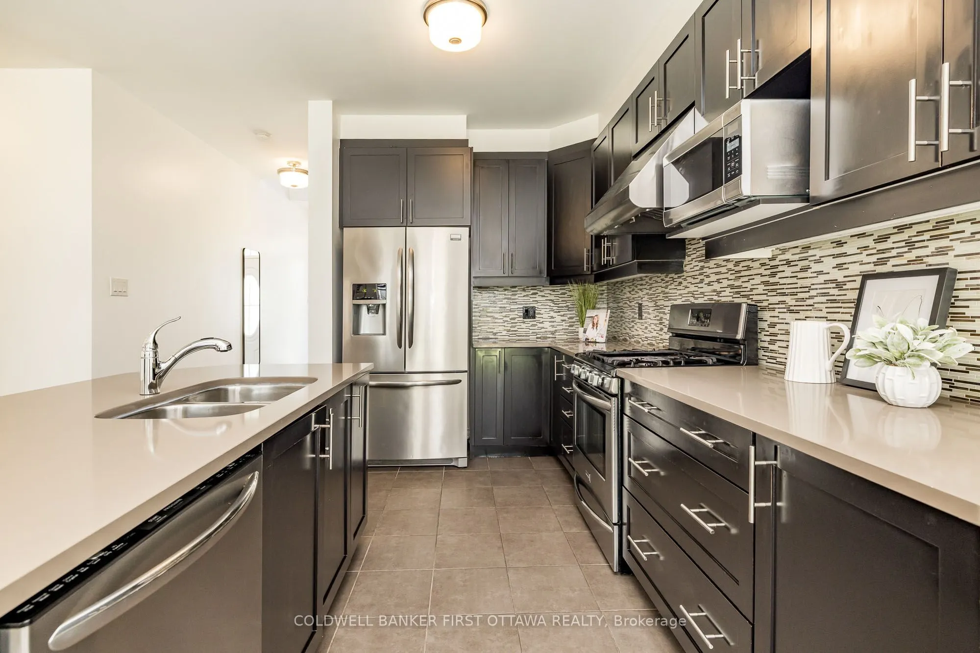 170 FLOWING CREEK Circle