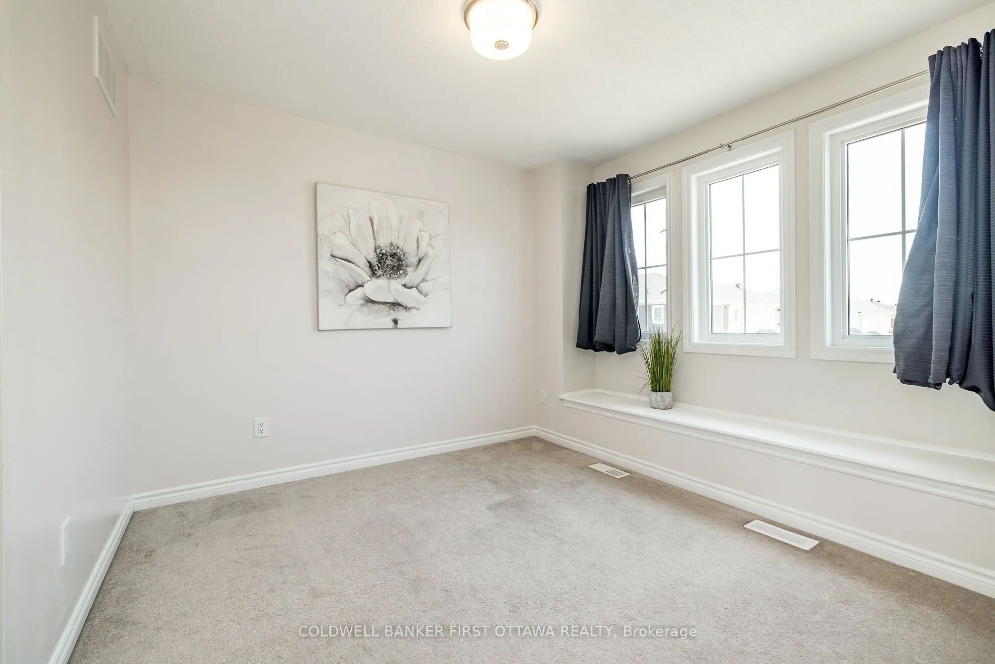 170 FLOWING CREEK Circle