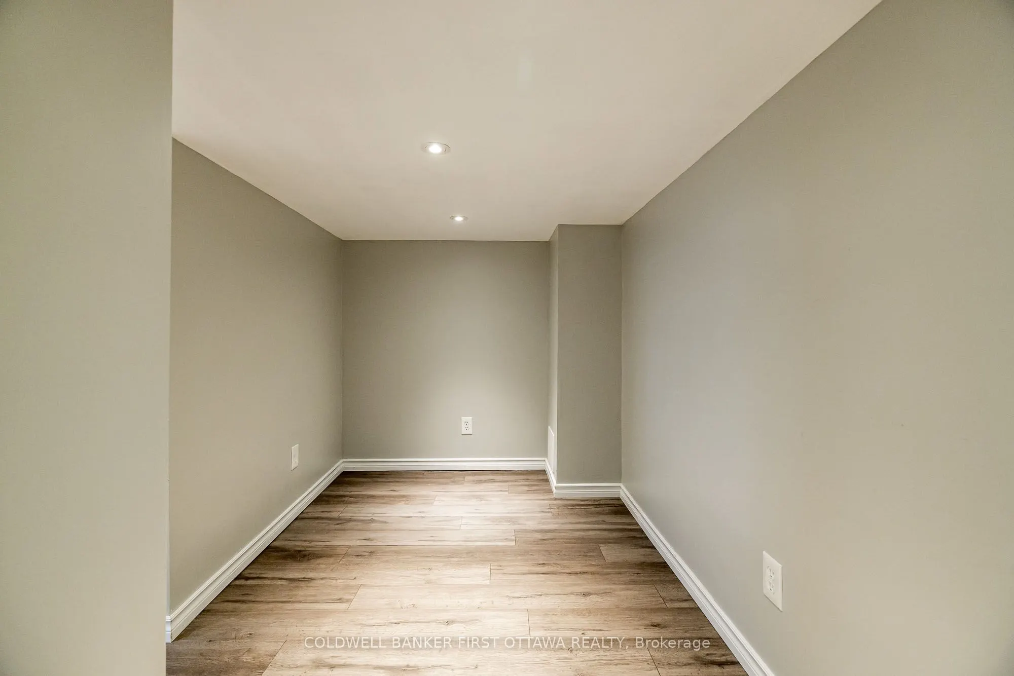 170 FLOWING CREEK Circle