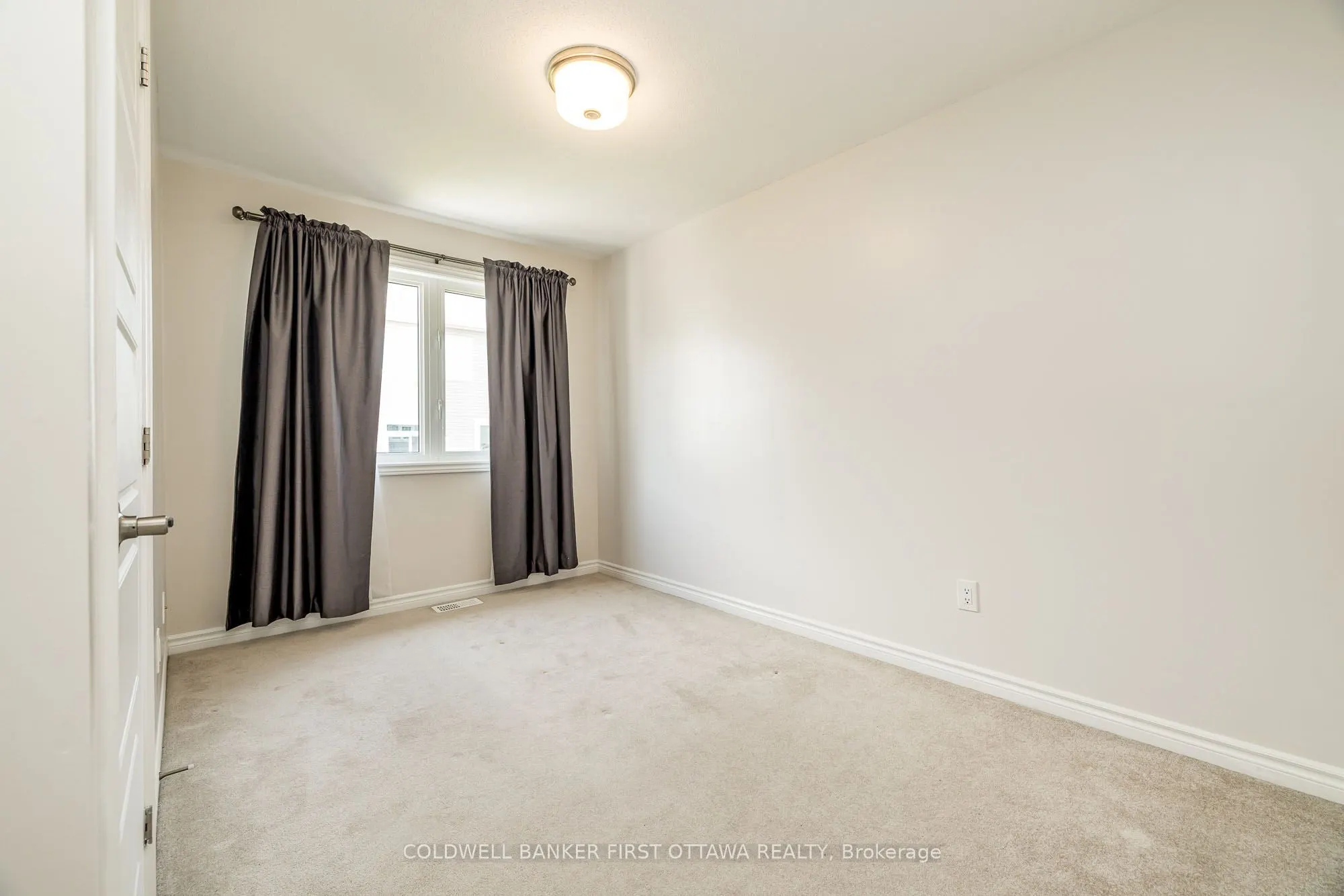170 FLOWING CREEK Circle