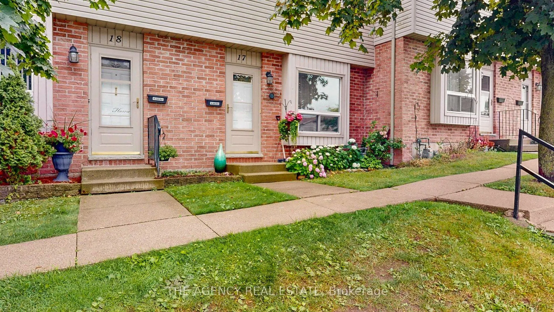 226 Highview Avenue W, #17