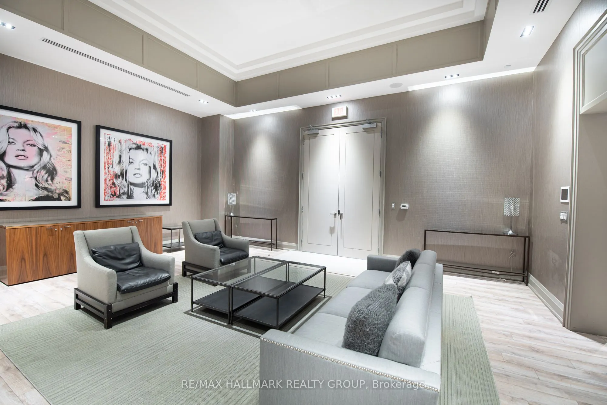 111 Champagne Avenue, #1402