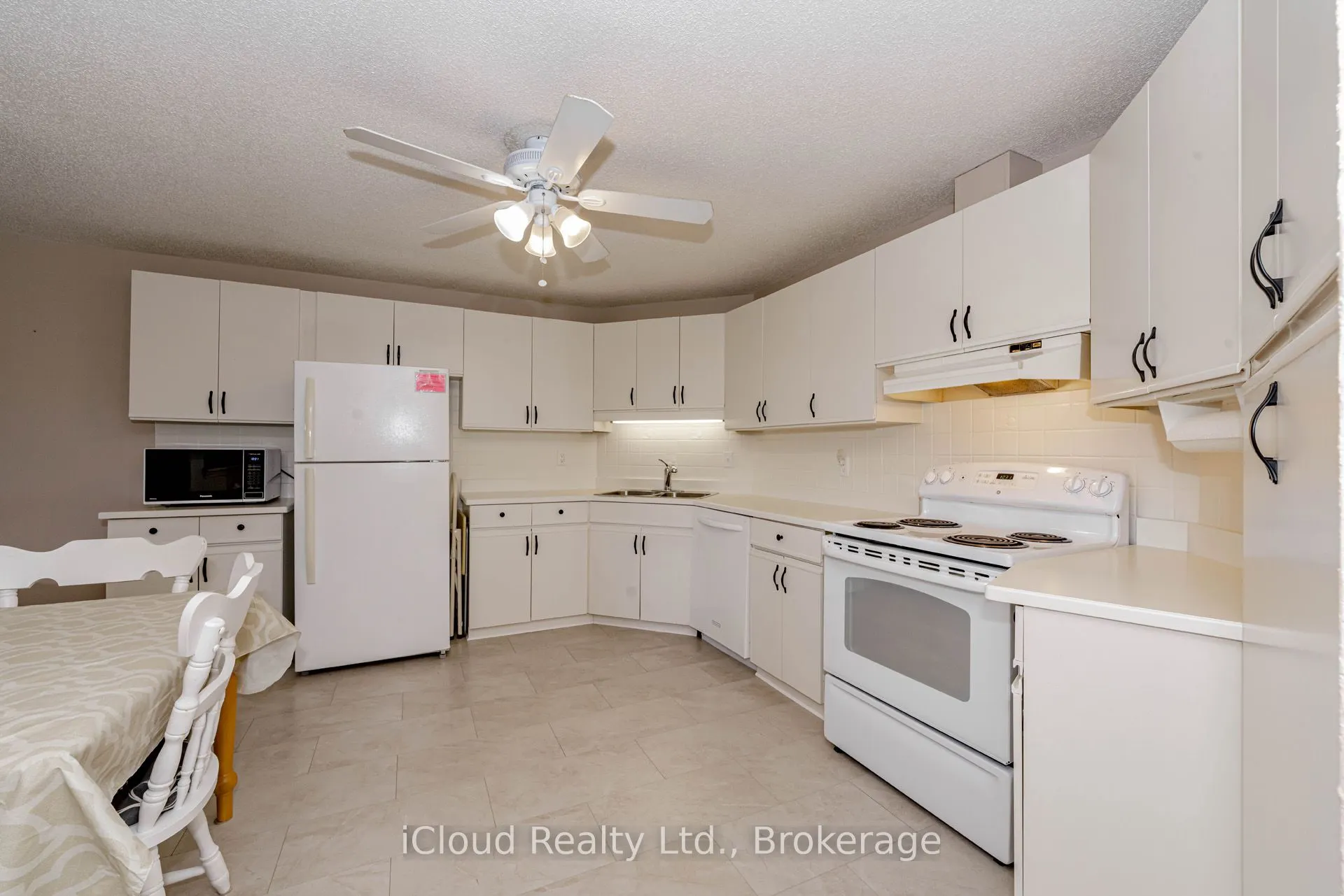 24 Marilyn Drive, #505