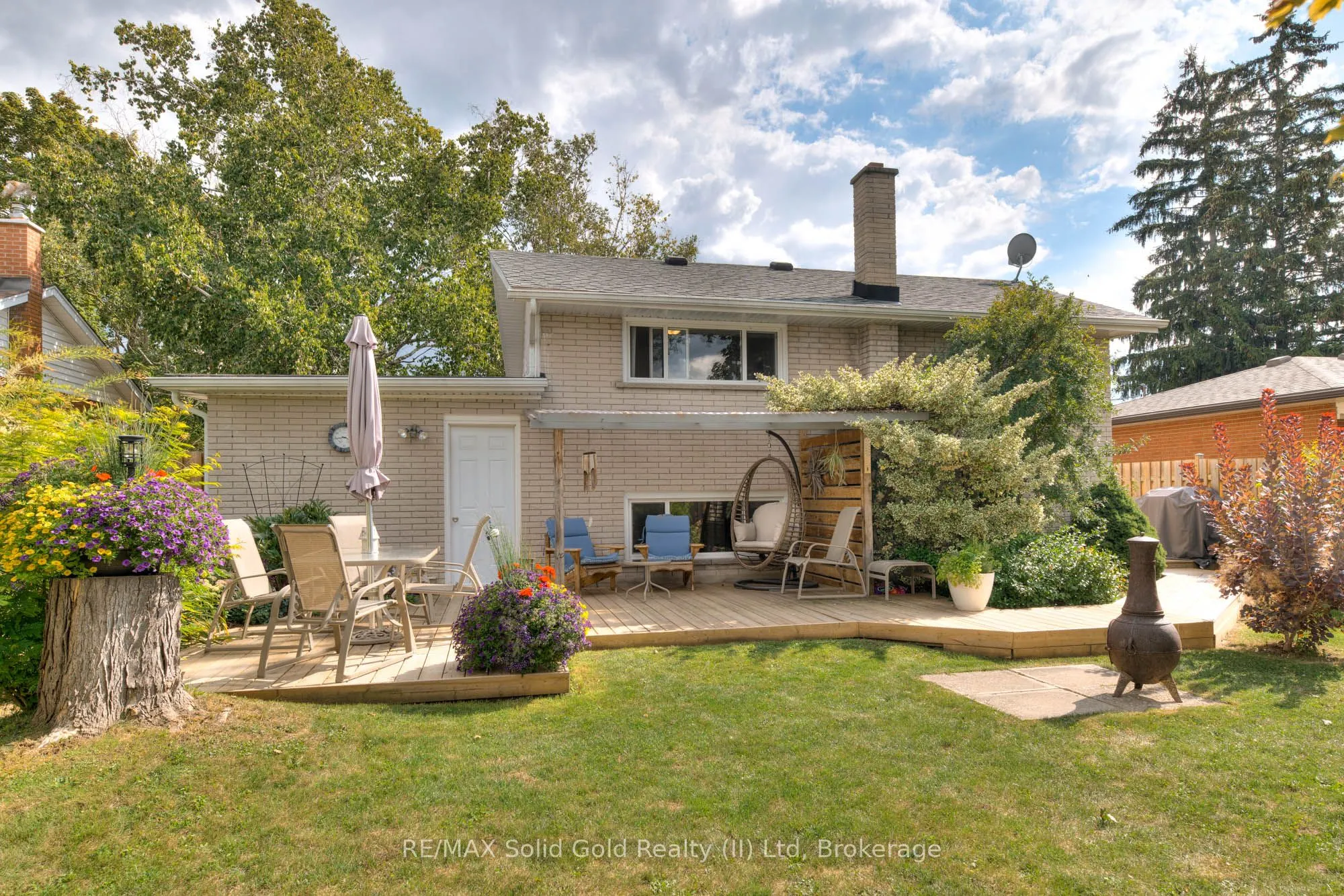 232 Kenneth Avenue