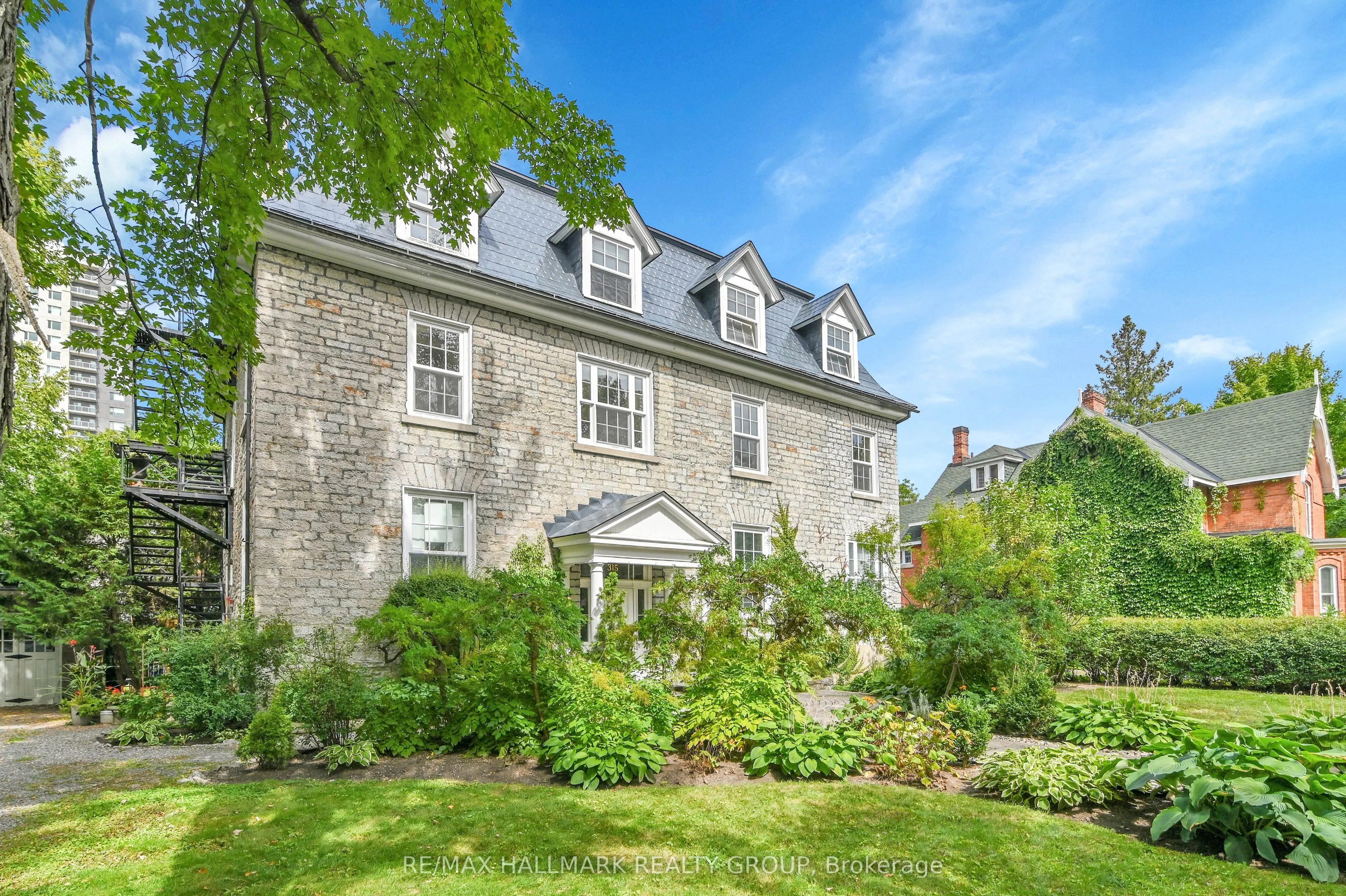 315 Daly Avenue, #5