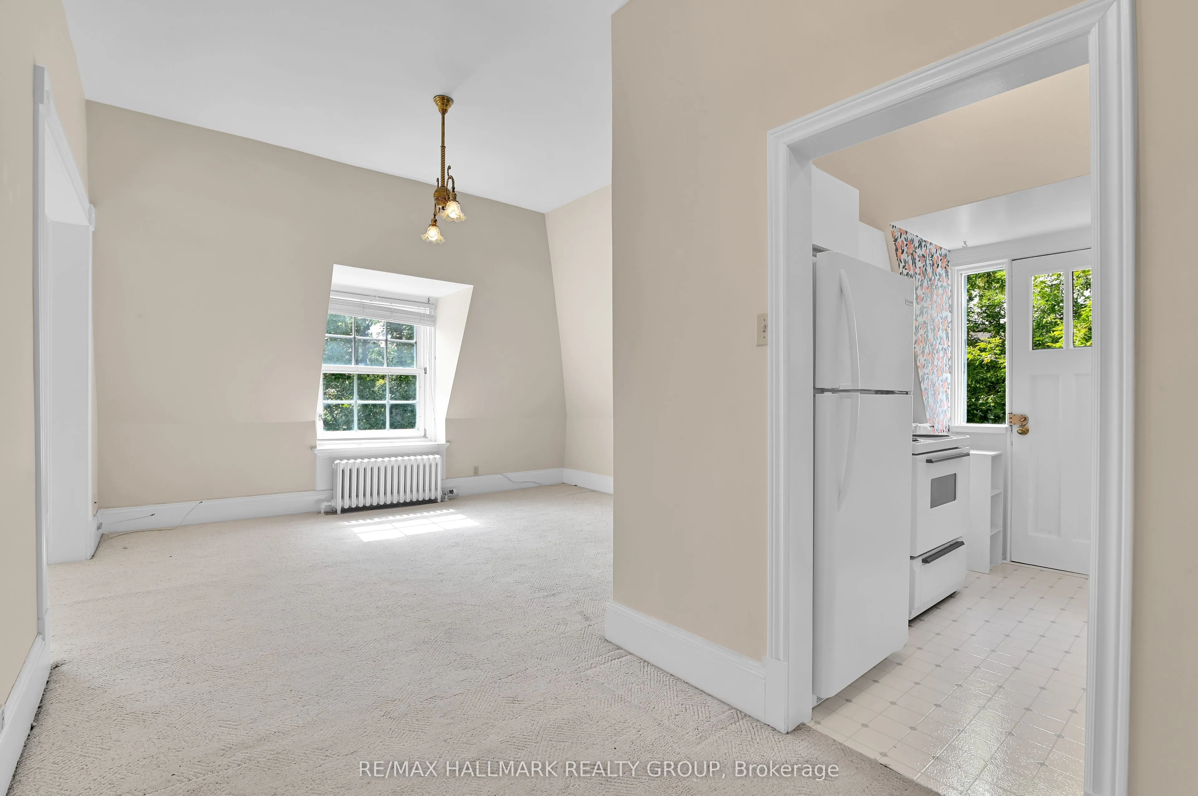 315 Daly Avenue, #5
