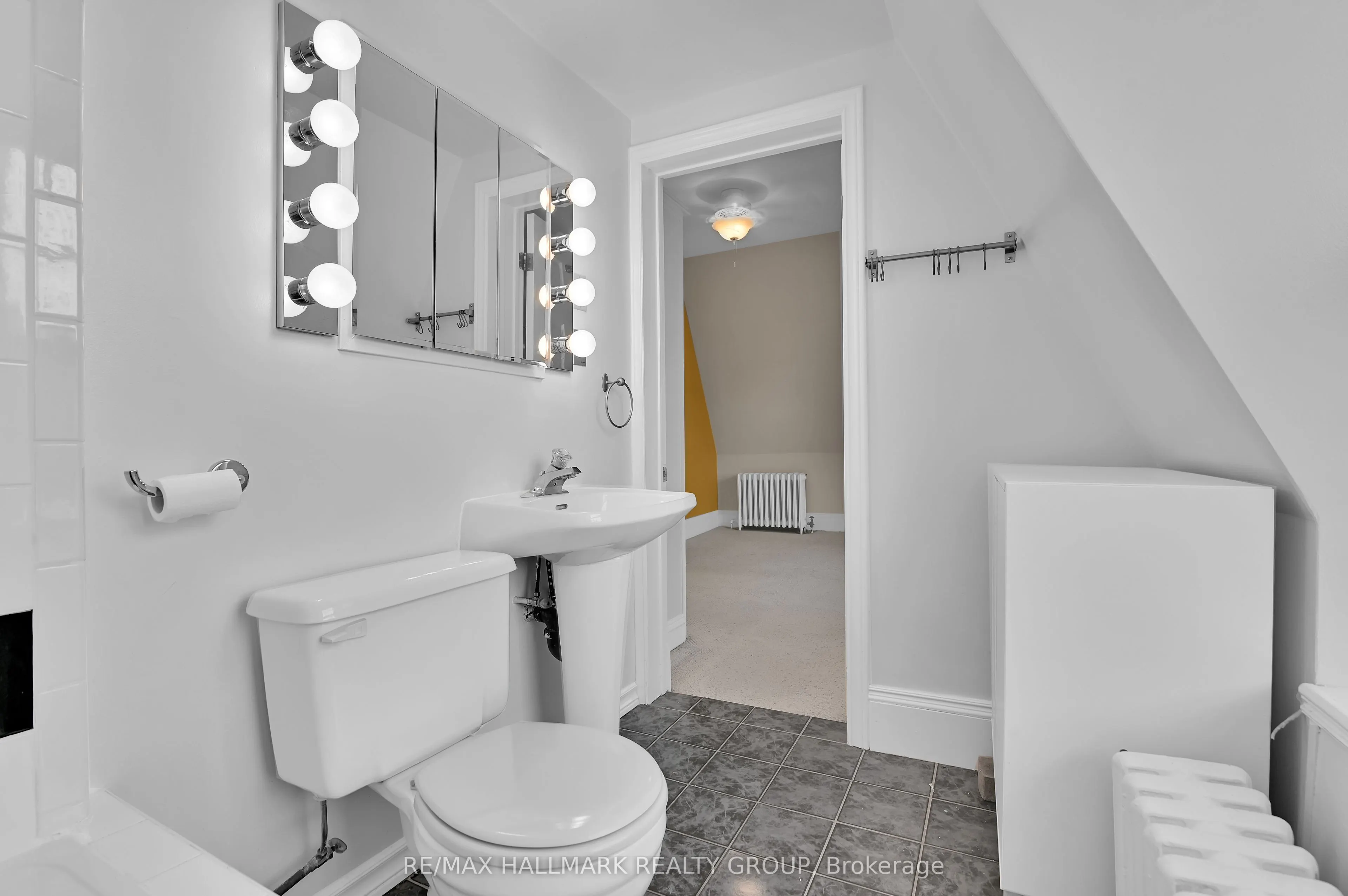 315 Daly Avenue, #5