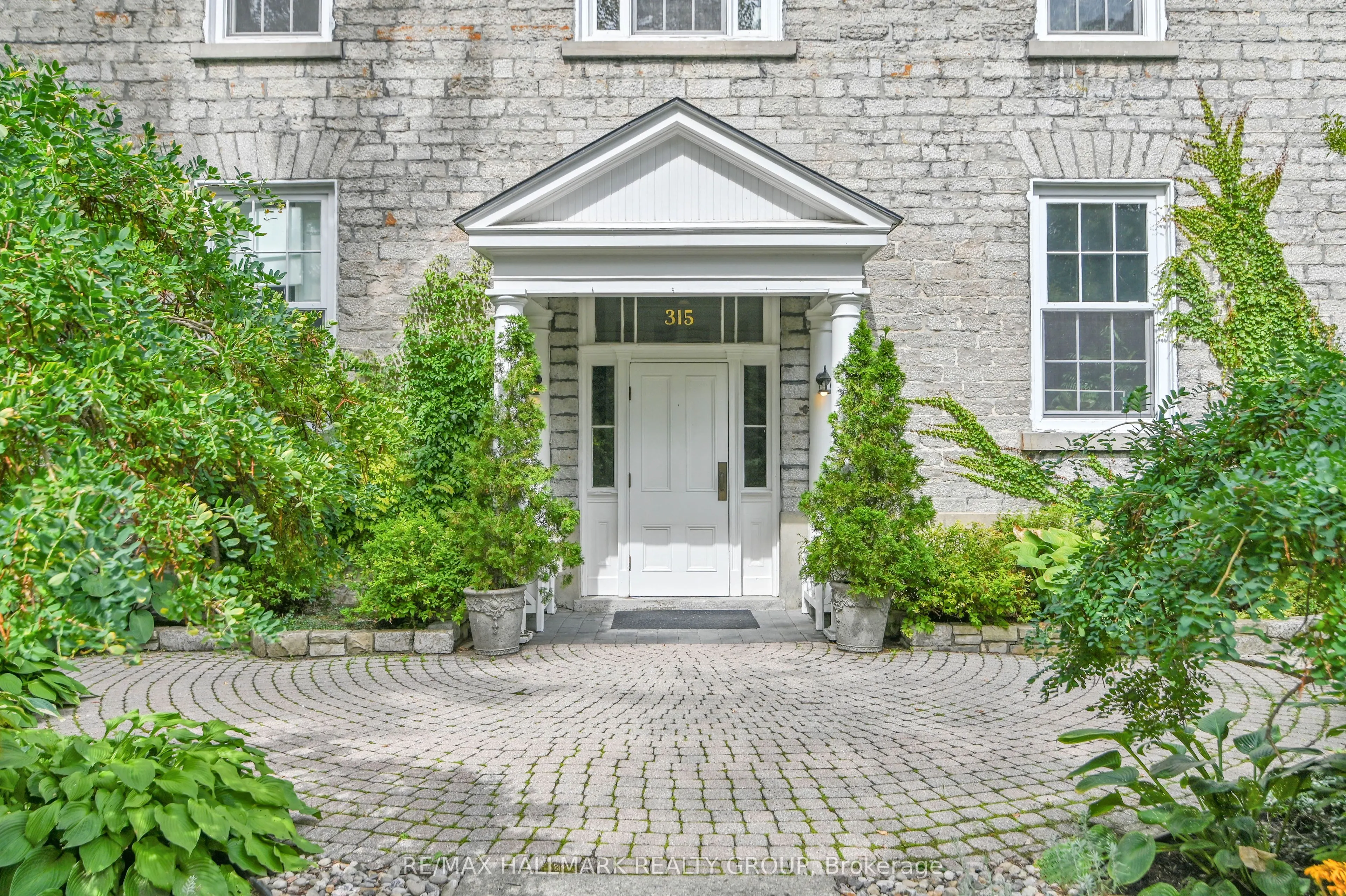 315 Daly Avenue, #5