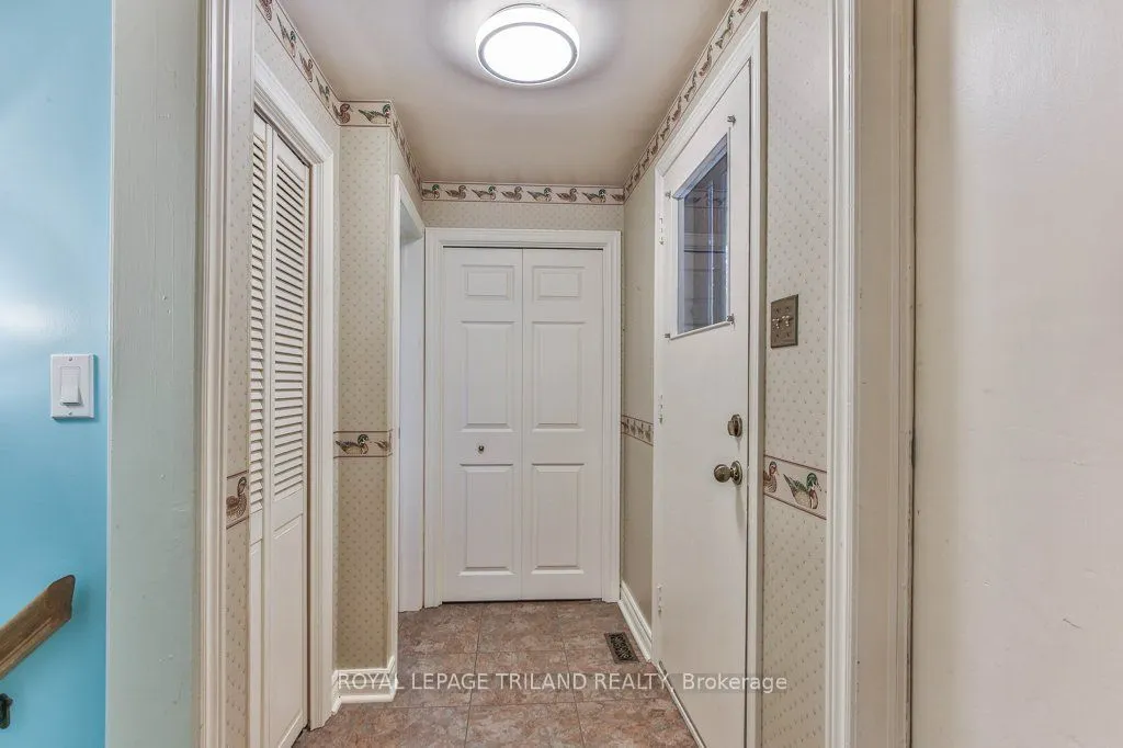 671 GLENGYLE Crescent