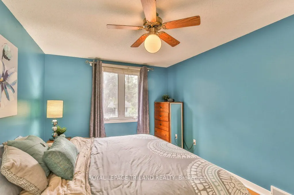 671 GLENGYLE Crescent