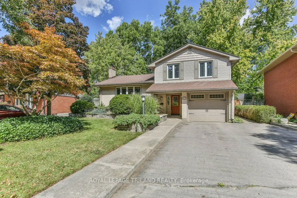 671 GLENGYLE Crescent