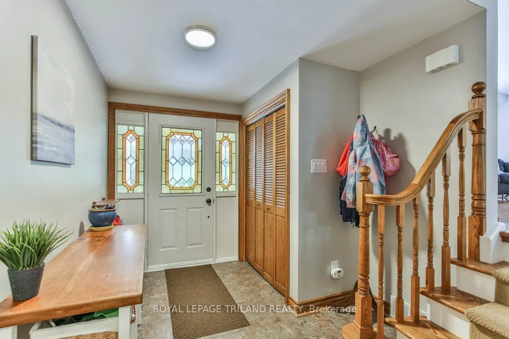 671 GLENGYLE Crescent
