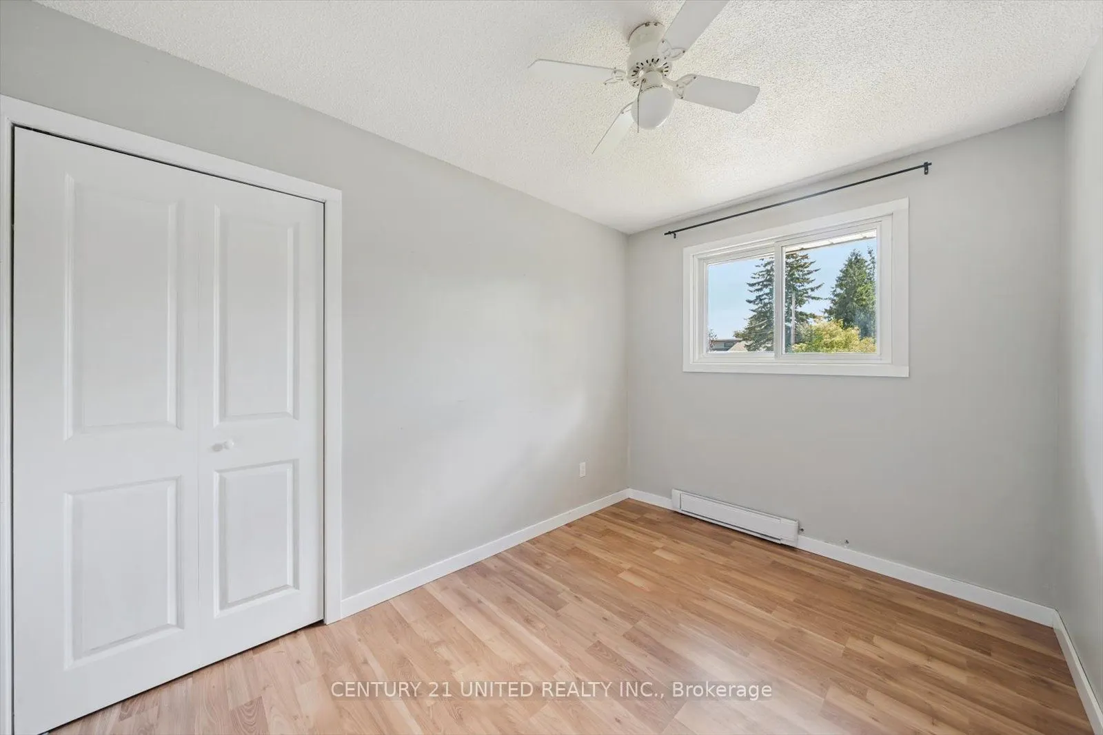 7 Kawartha Crescent