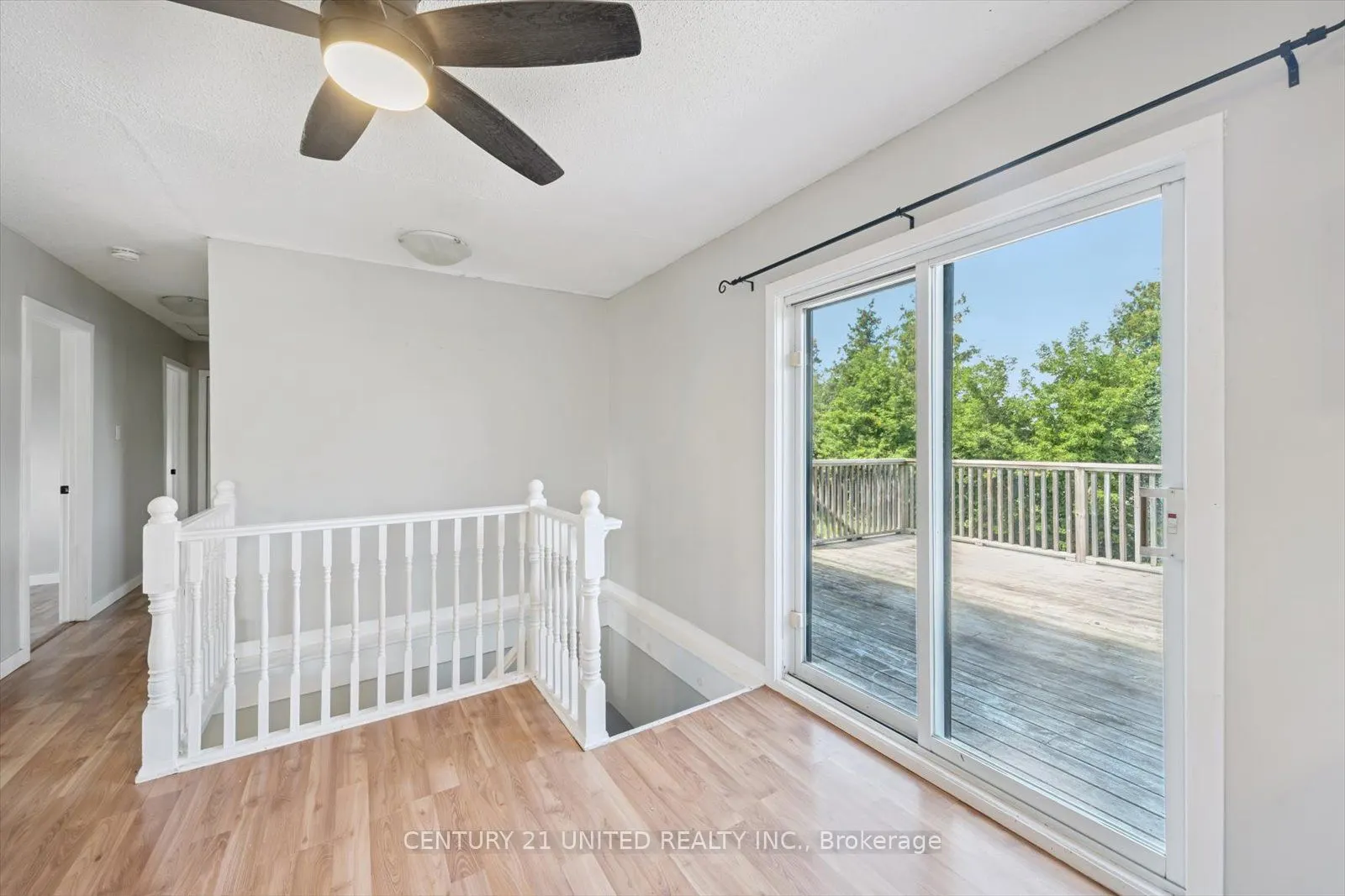 7 Kawartha Crescent