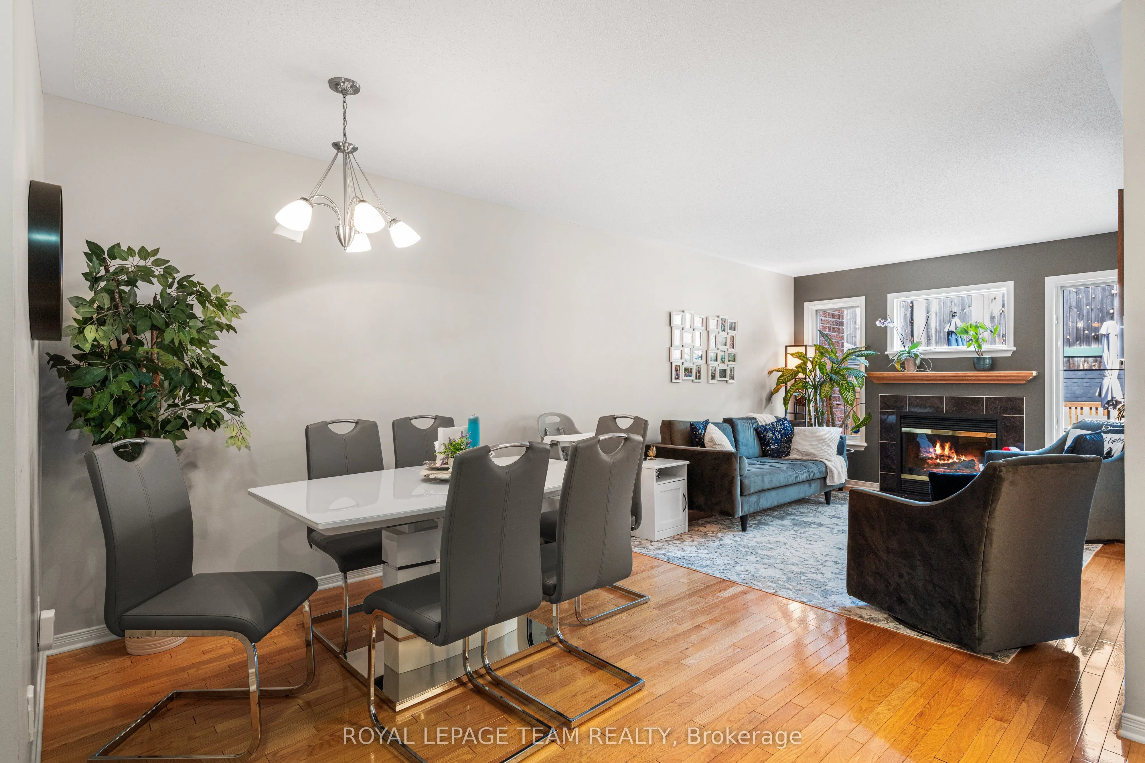 25 Inverkip Avenue