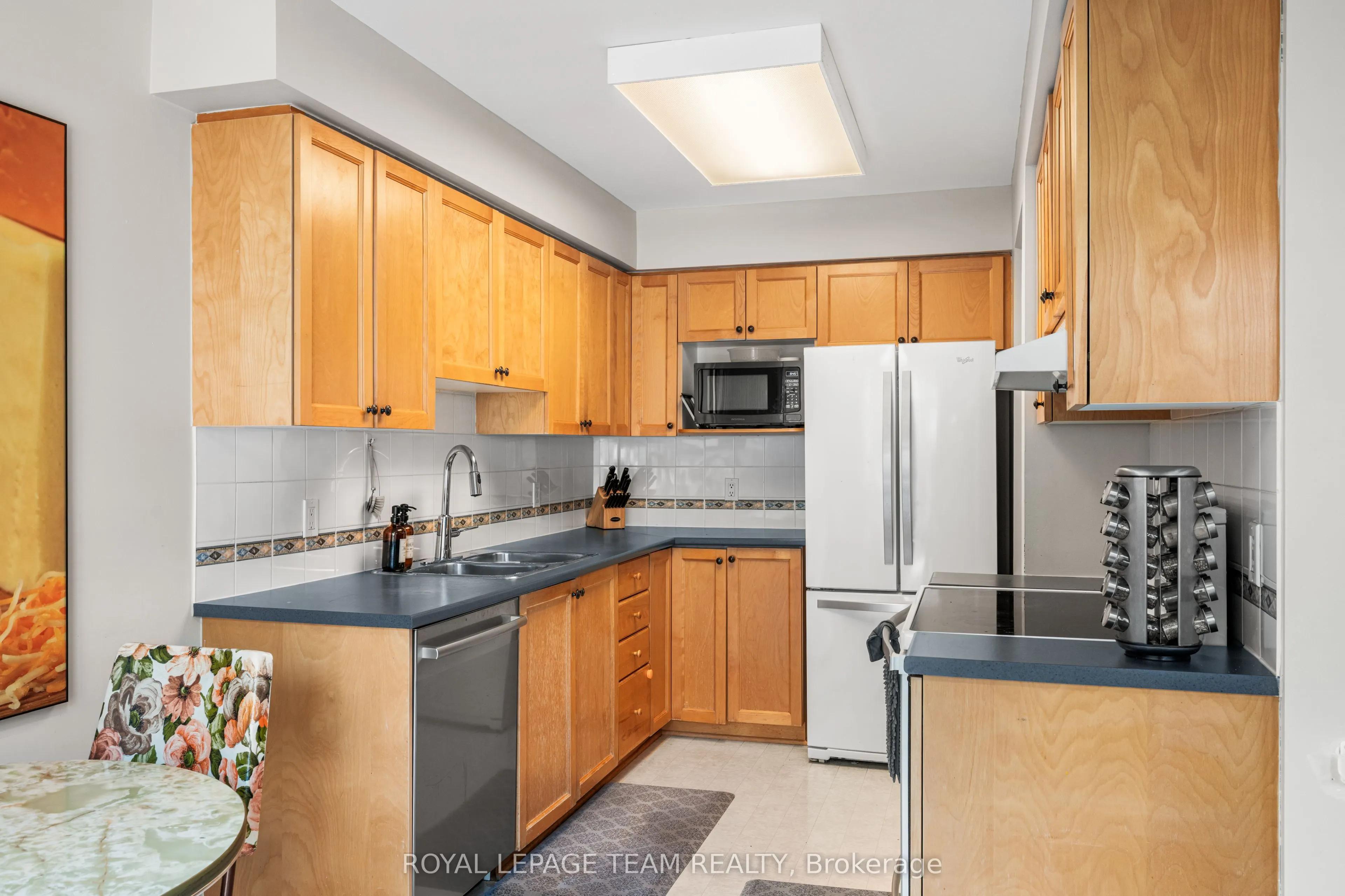25 Inverkip Avenue