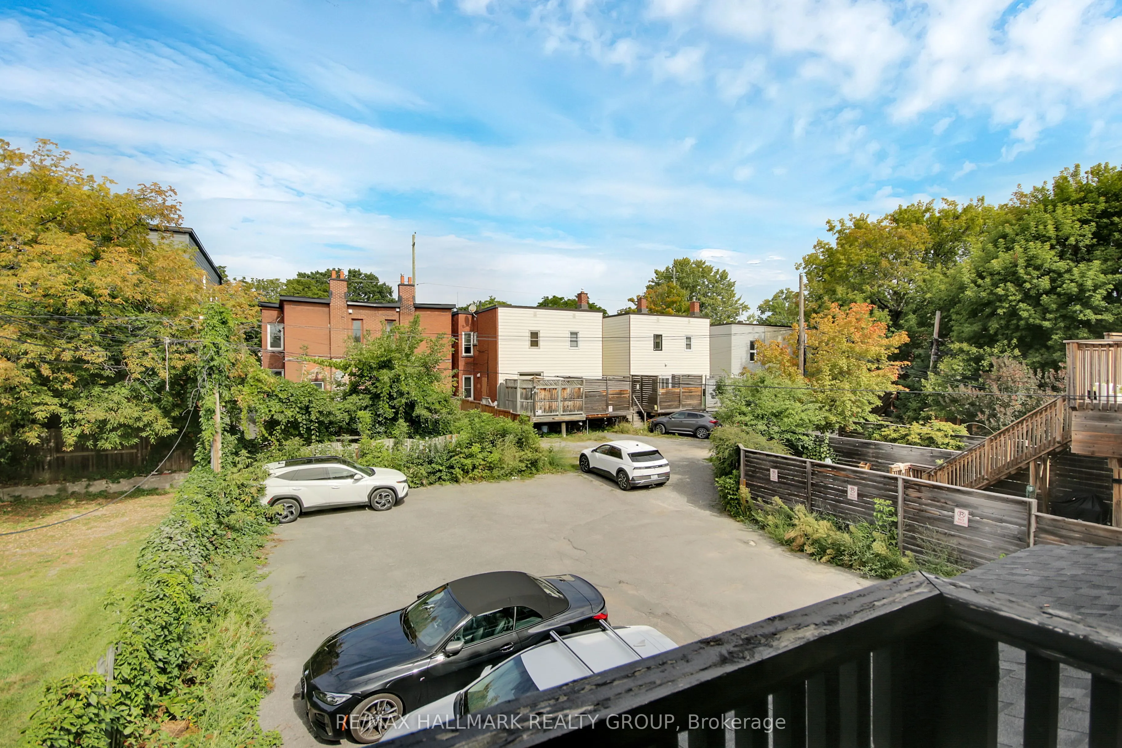 563 Gladstone Avenue, #25