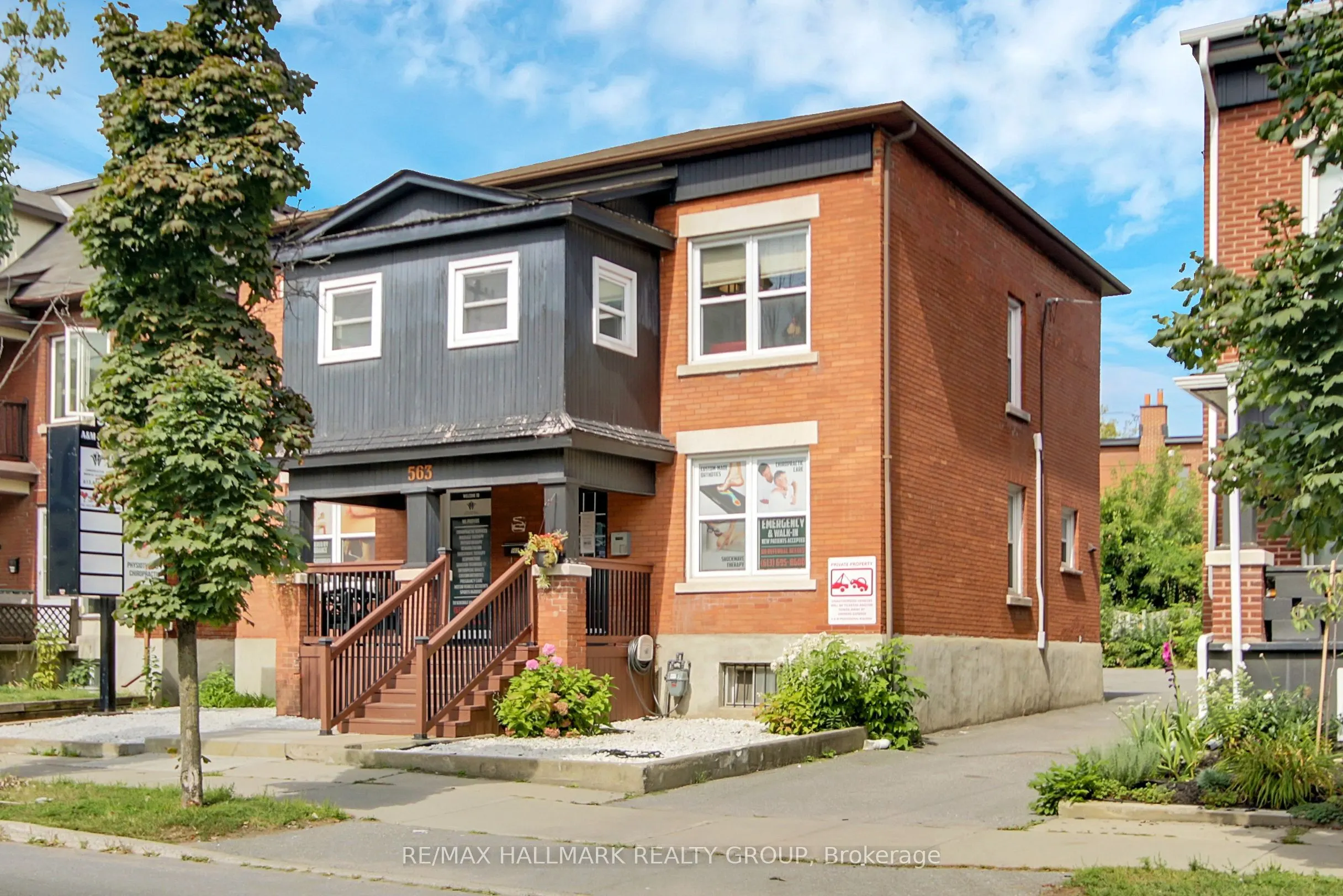 563 Gladstone Avenue, #25