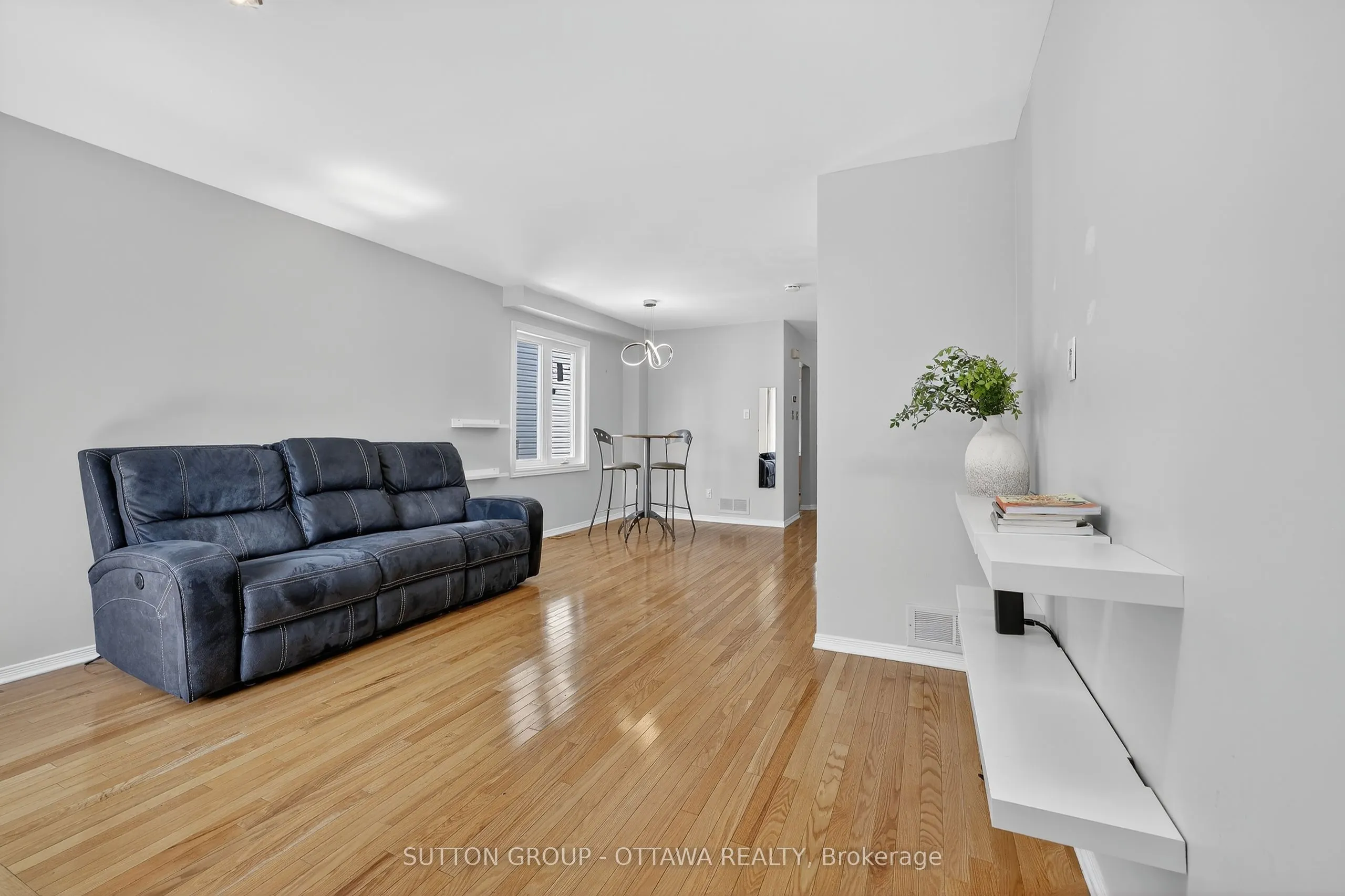 59 Thornbury Crescent
