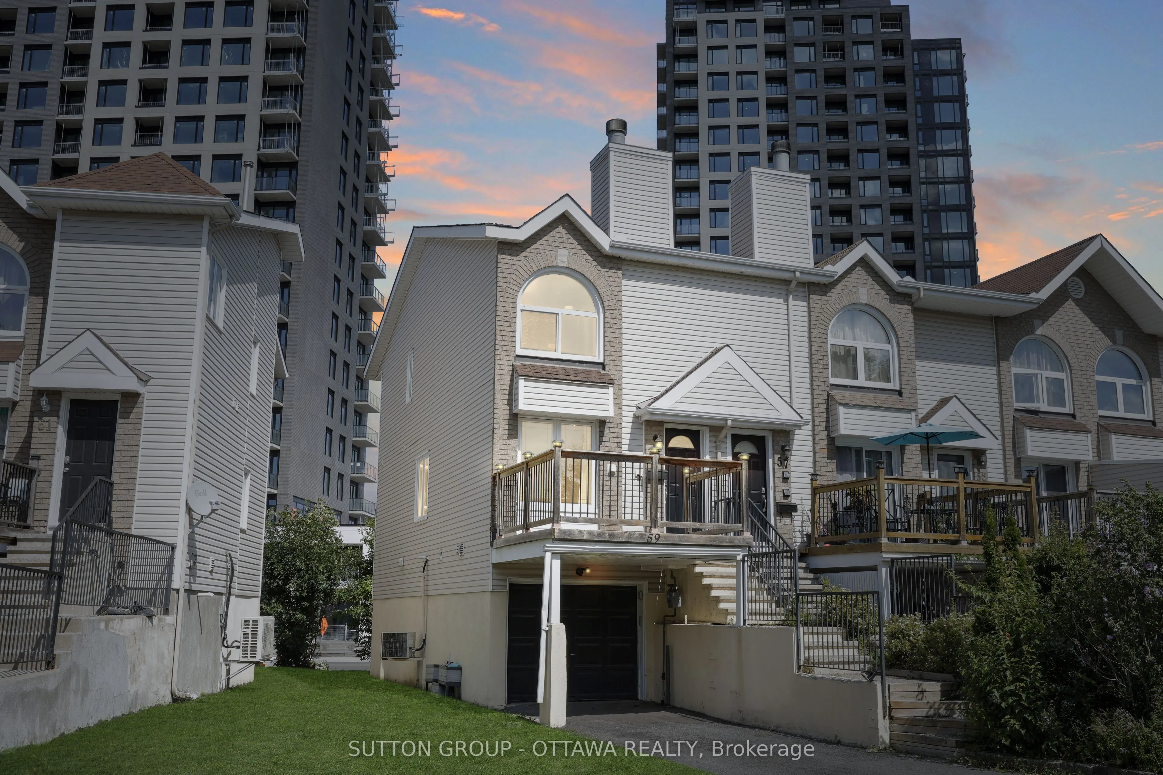 59 Thornbury Crescent